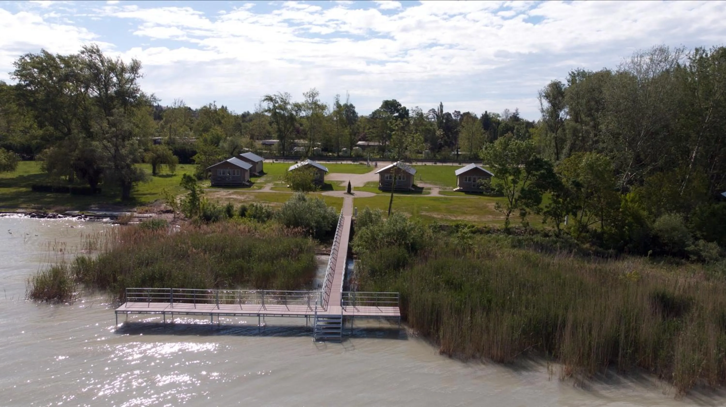 Neighbourhood in Napsugár Club és Panzió