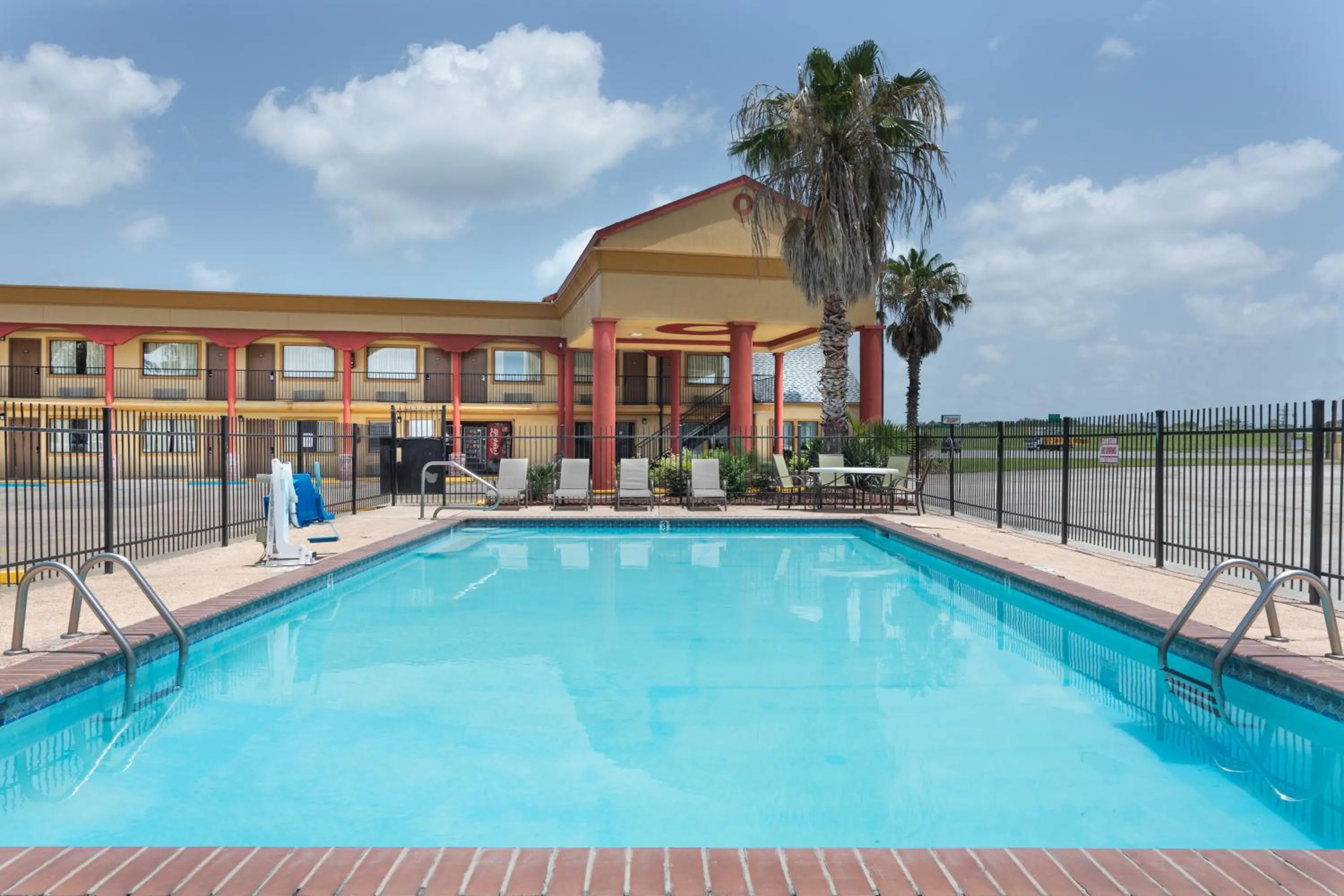 Swimming Pool in Super 8 by Wyndham Opelousas