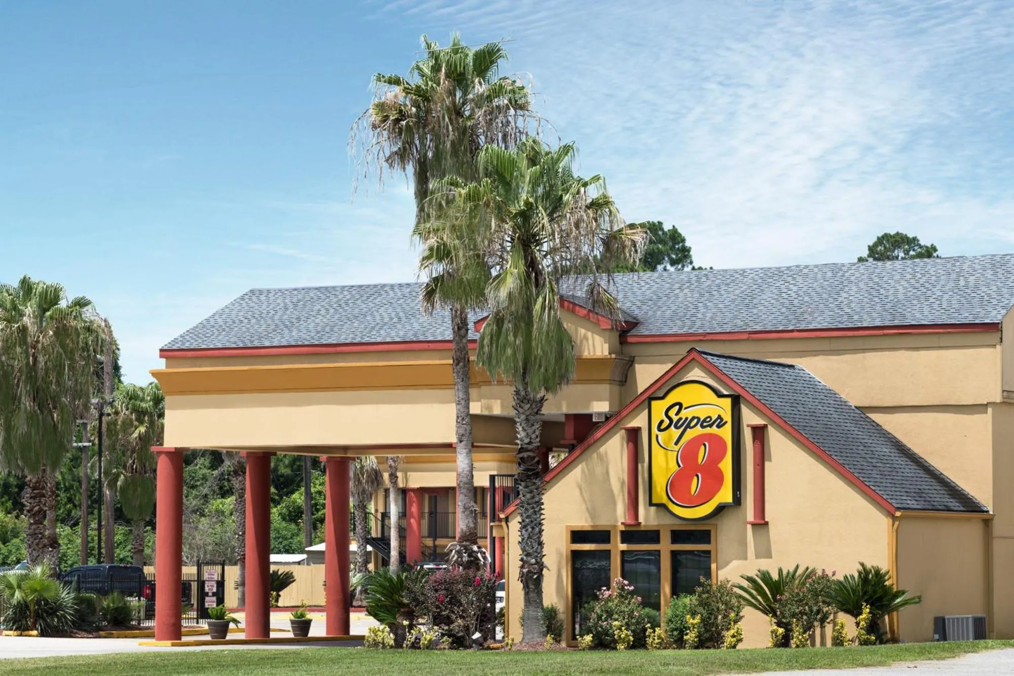 Property Building in Super 8 by Wyndham Opelousas