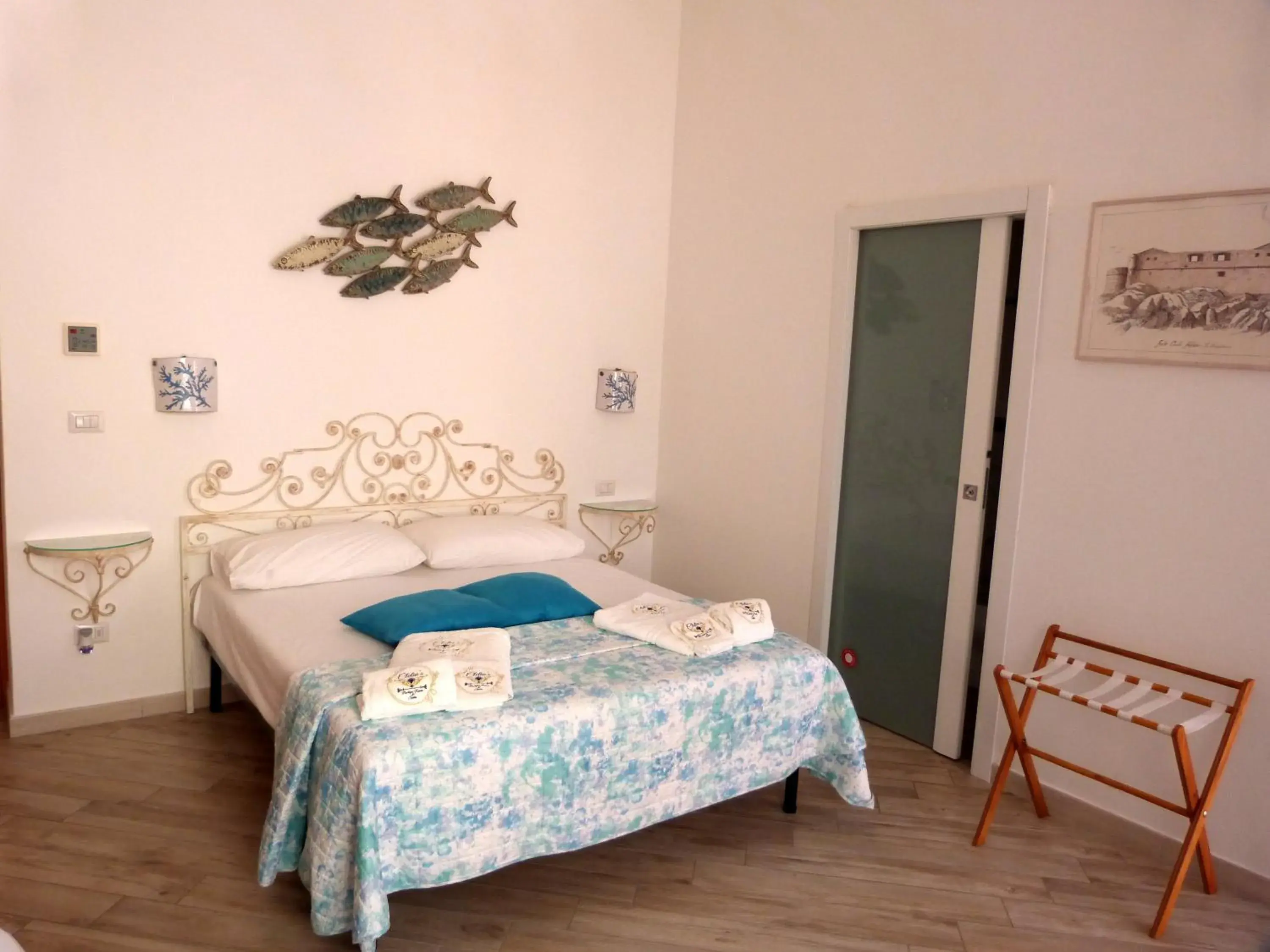 Triple Room in Clelia's Boutique Rooms & Suites Triple Room in Clelia's Boutique Rooms & Suites