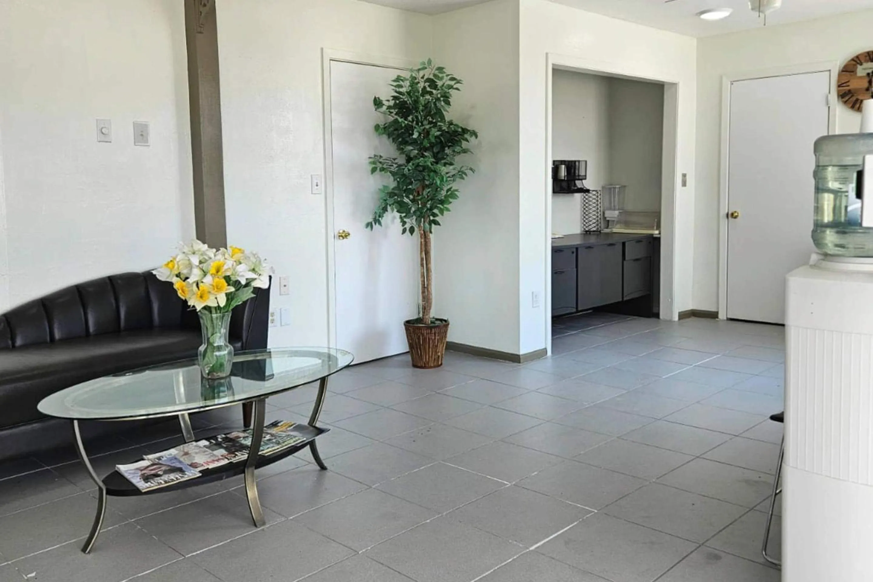 Lobby or reception in Rodeway Inn Hattiesburg North