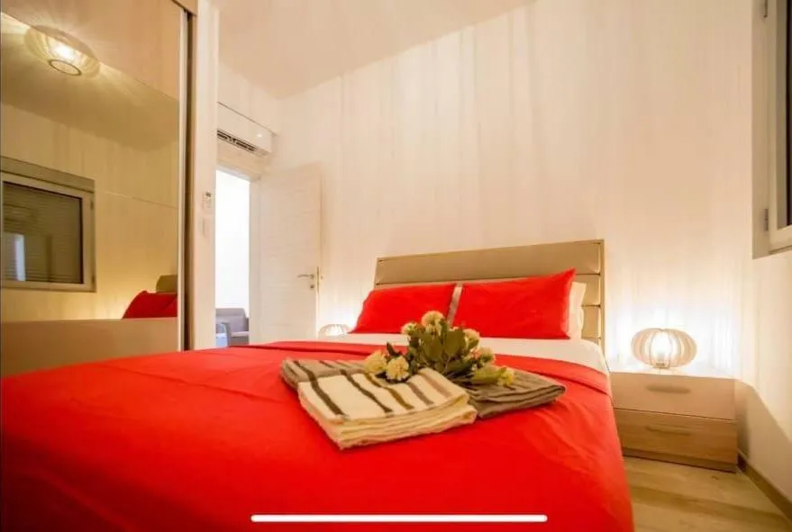 Bed in LaNi Lux View with Swimming Pool