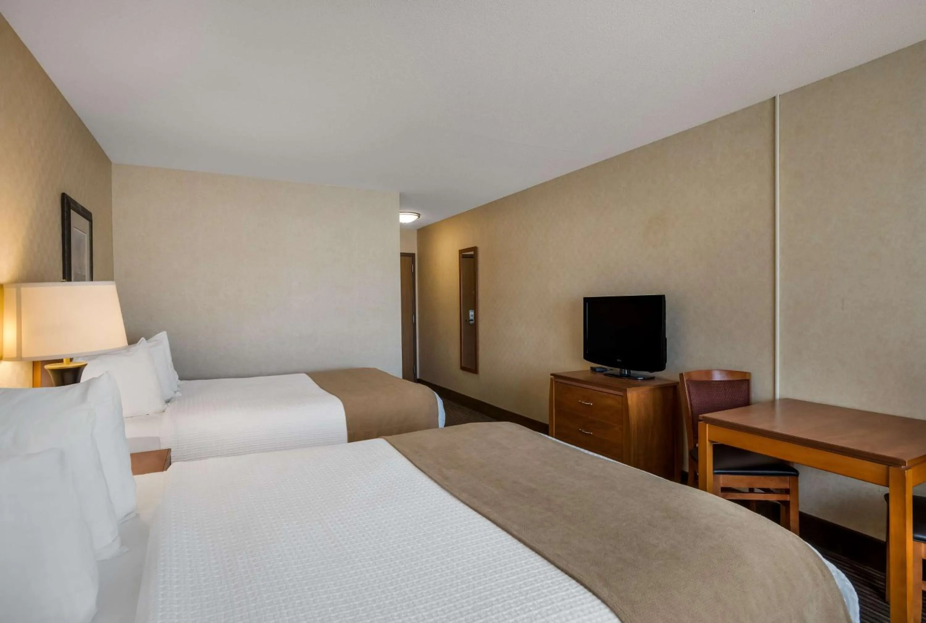 Bedroom, Bed in Best Western Vermillion Inn