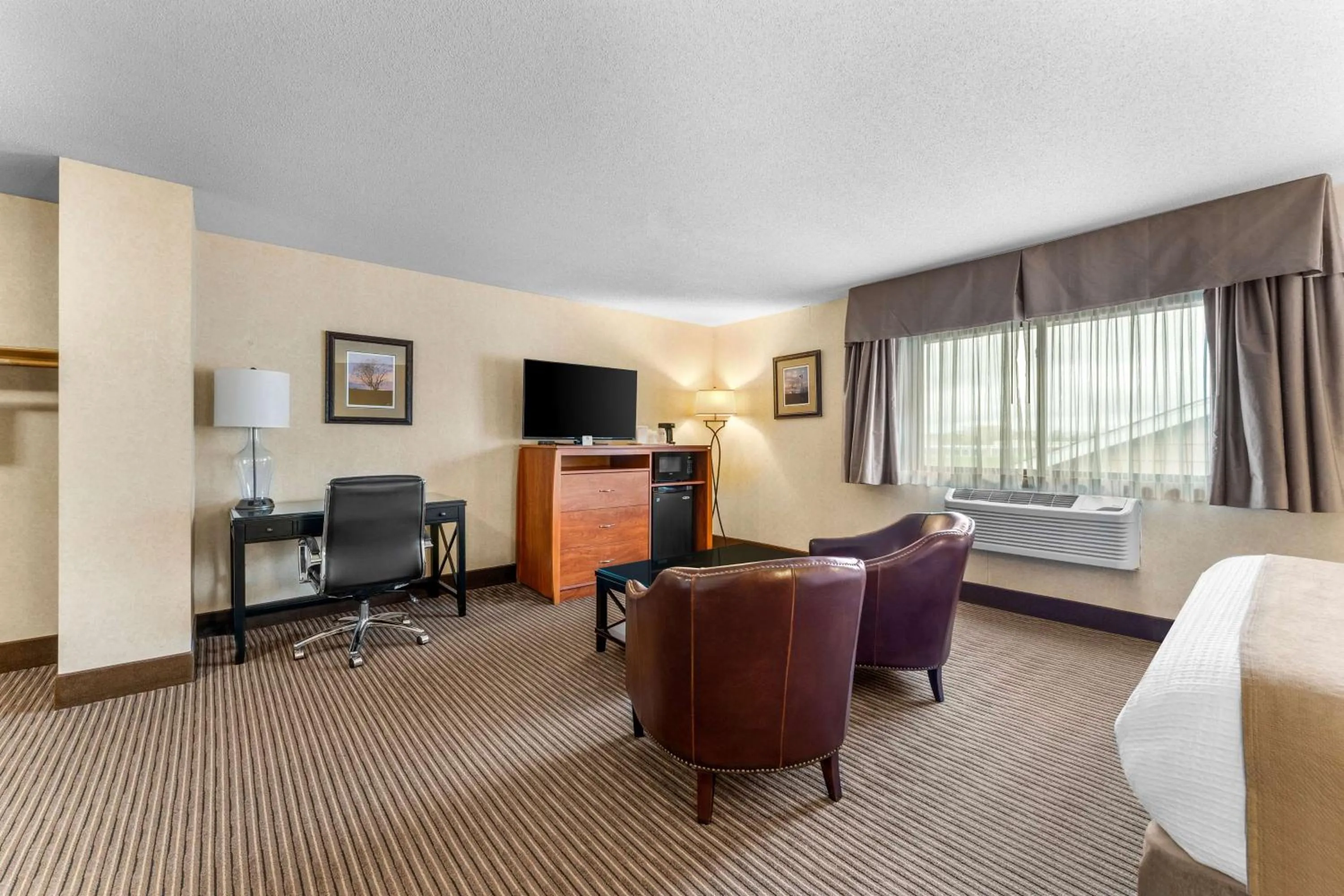 Bedroom, Bed in Best Western Vermillion Inn