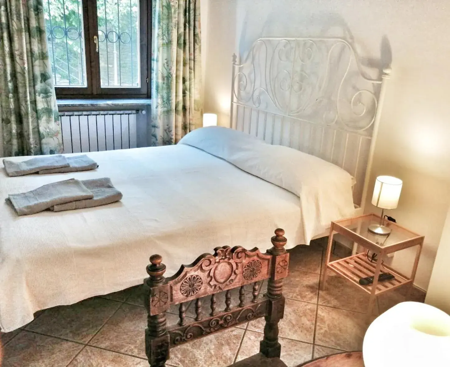 Double Room in Villa Belvedere Langhe Double Room in Villa Belvedere Langhe
