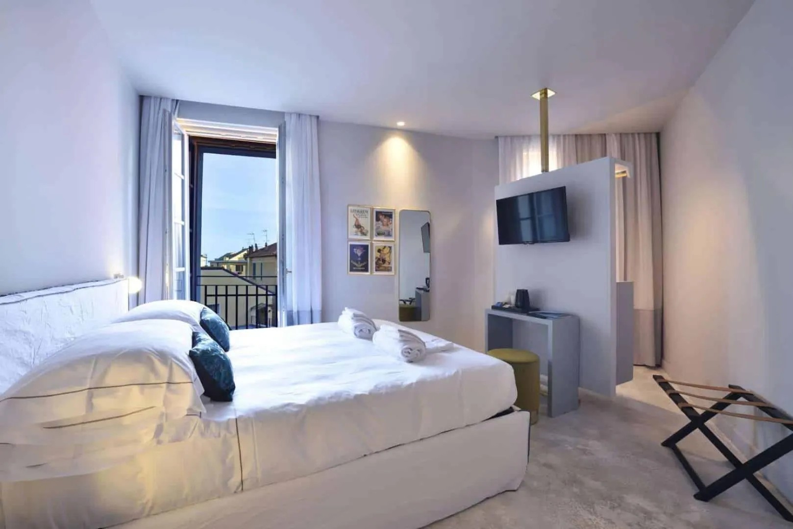 Photo of the whole room, Bed in Boutique Hotel de la Ville