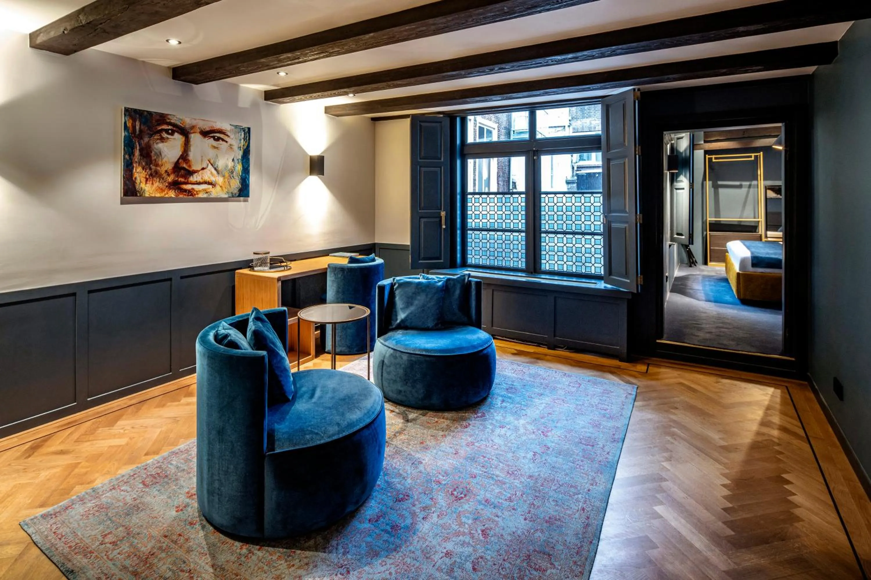 Living room in CTY Books