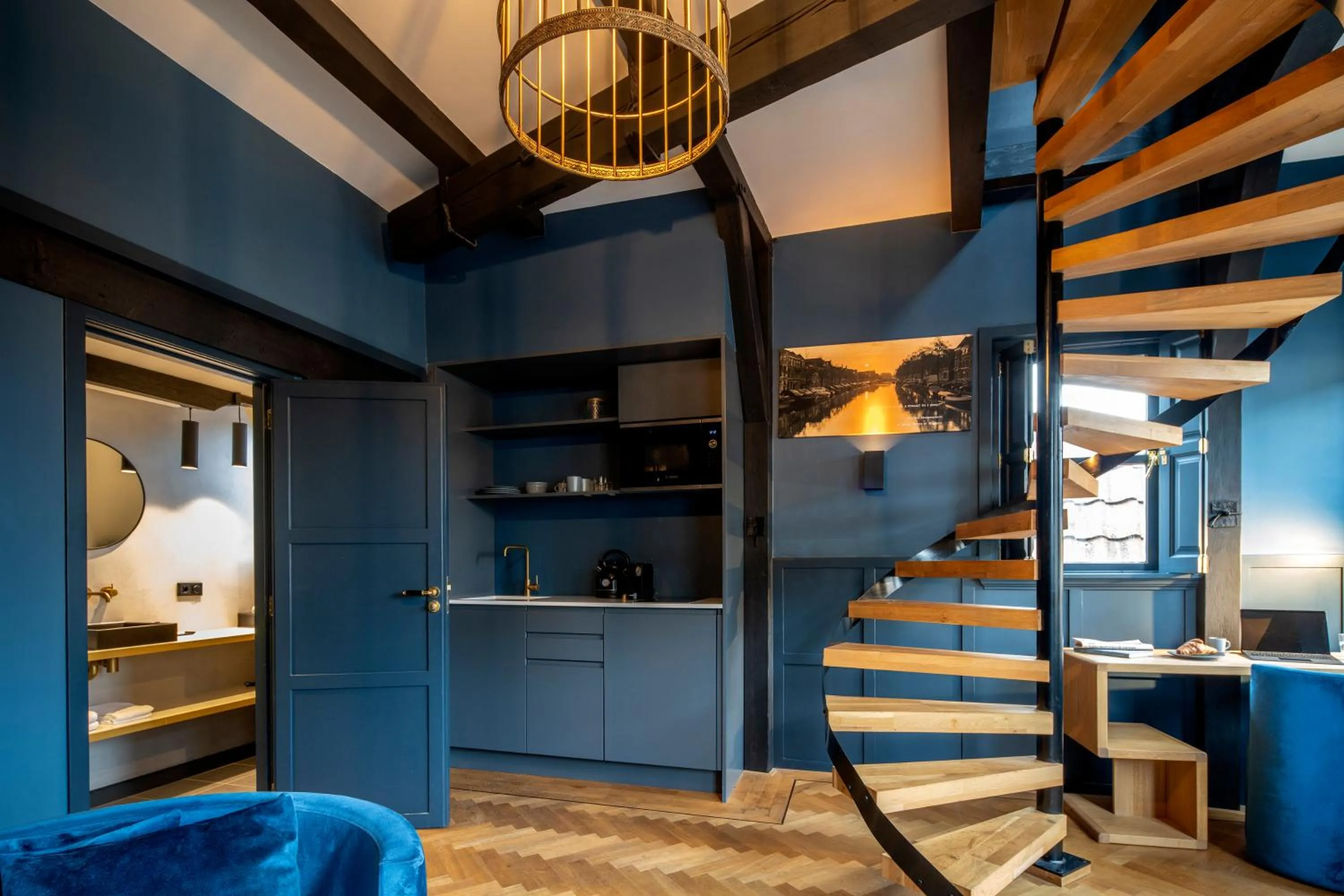 Coffee/tea facilities in CTY Books