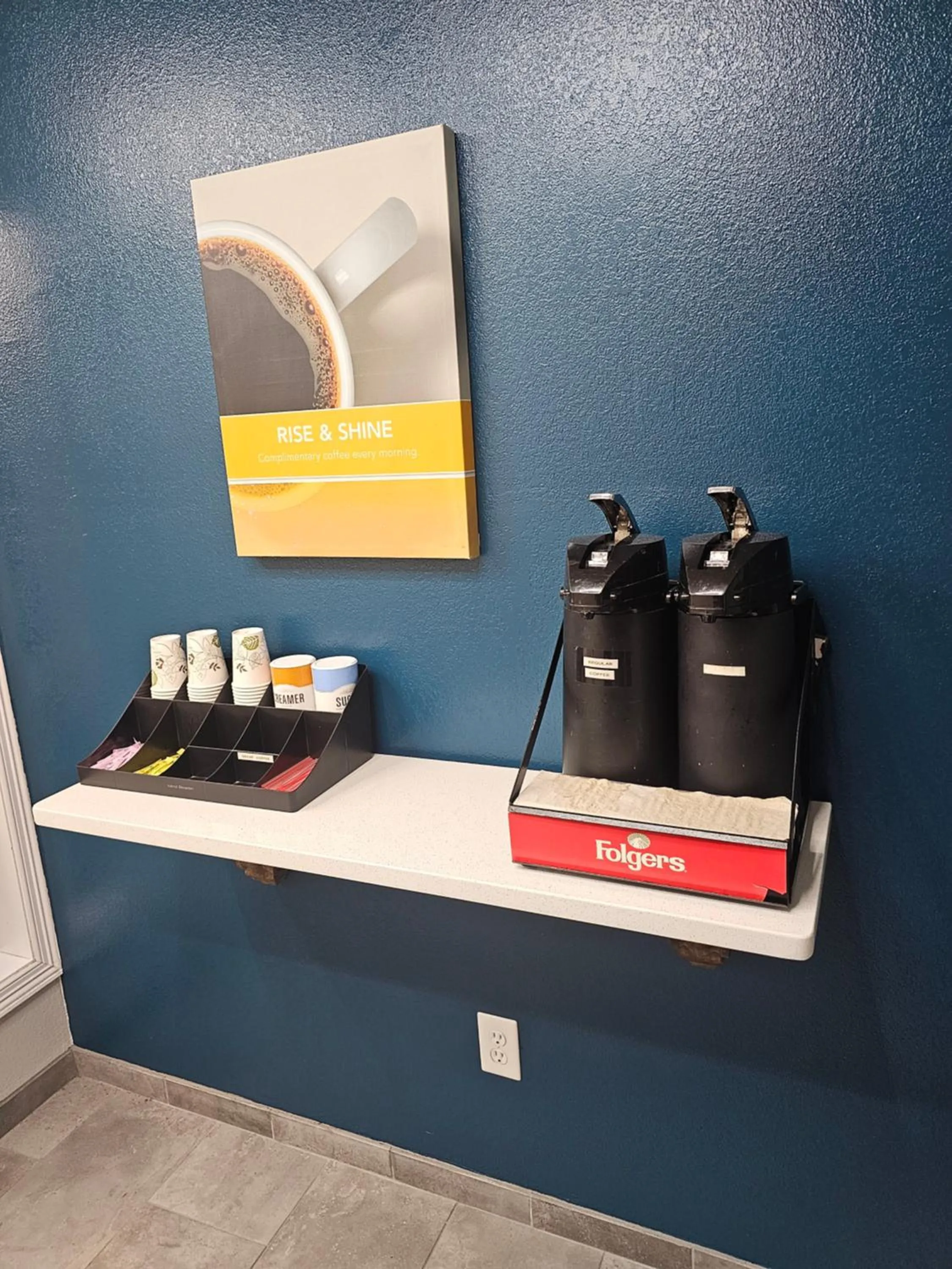 Coffee/tea facilities in Motel 6 Sinton TX