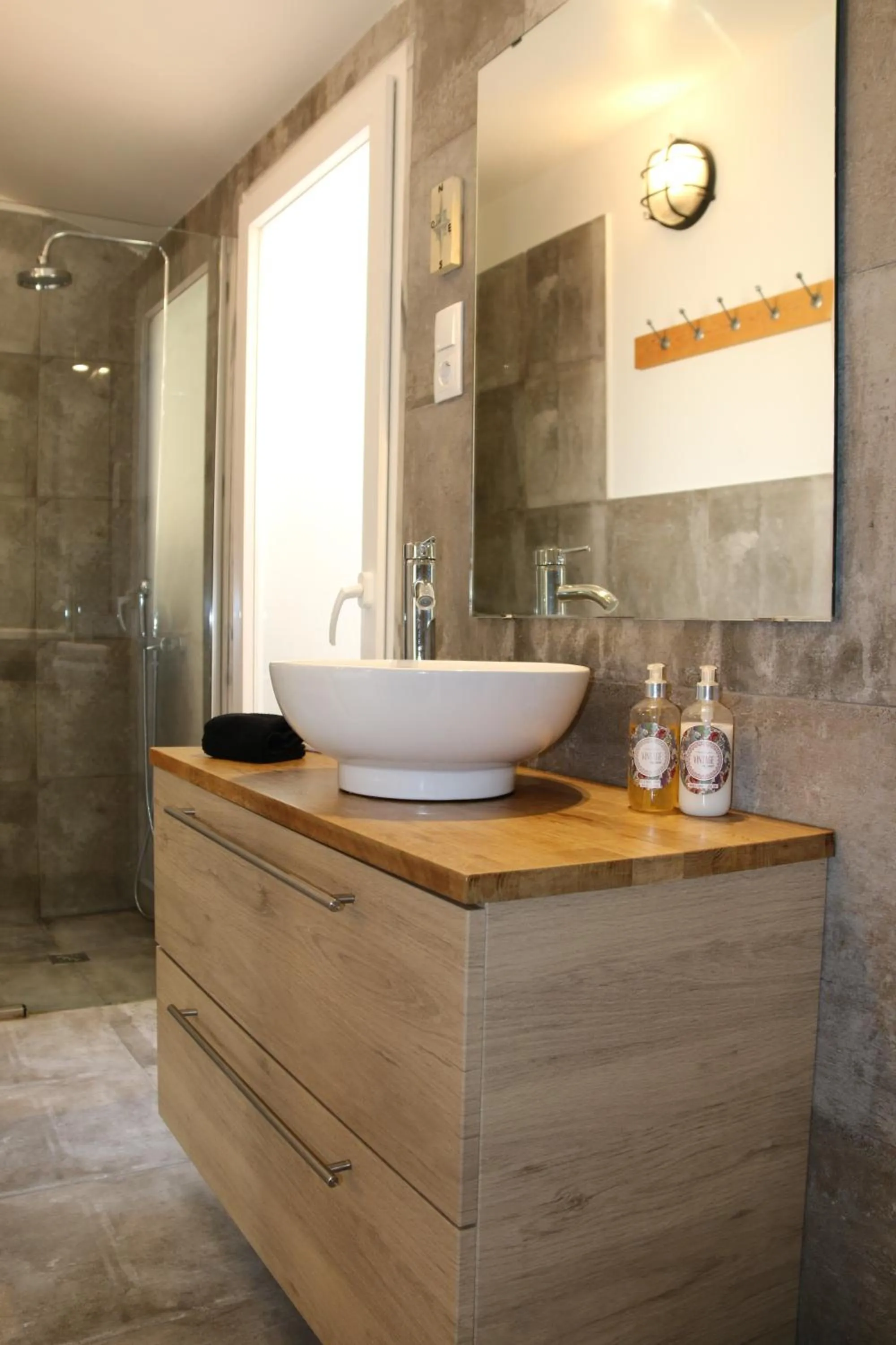 Bathroom in Geronimo Guest House Belém