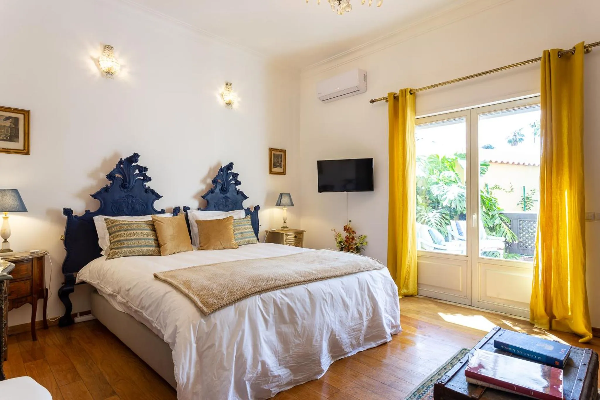 Bed in Geronimo Guest House Belém