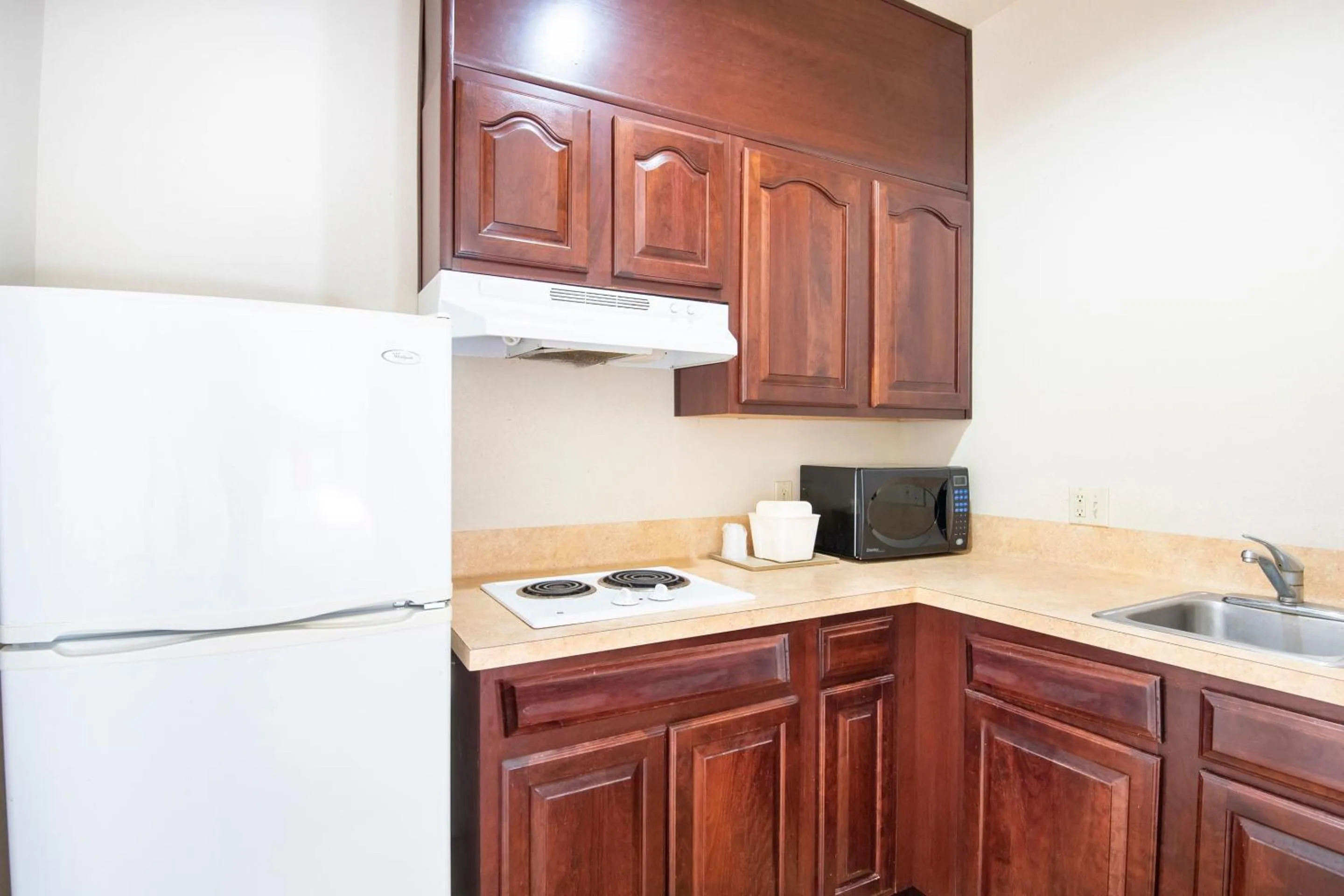 Bedroom in OYO Townhouse Clute Lake Jackson