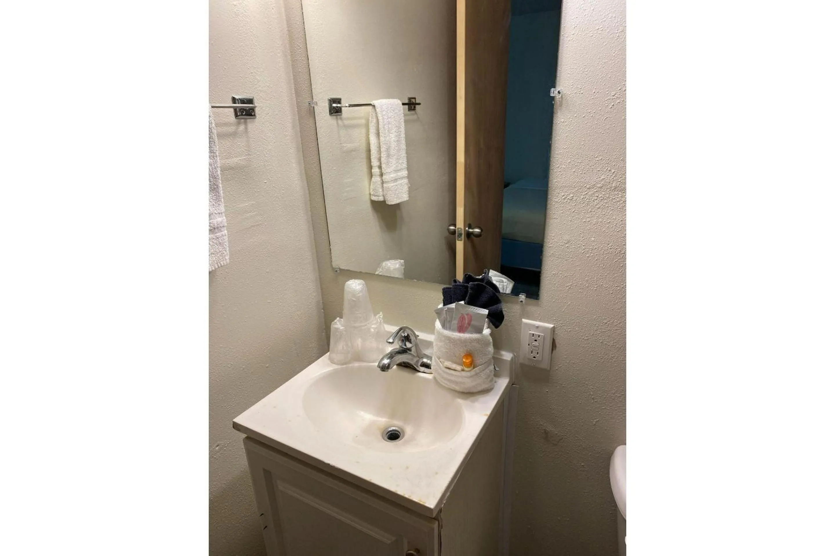 Bathroom in Homestead Inn Wolf Point Hwy 2