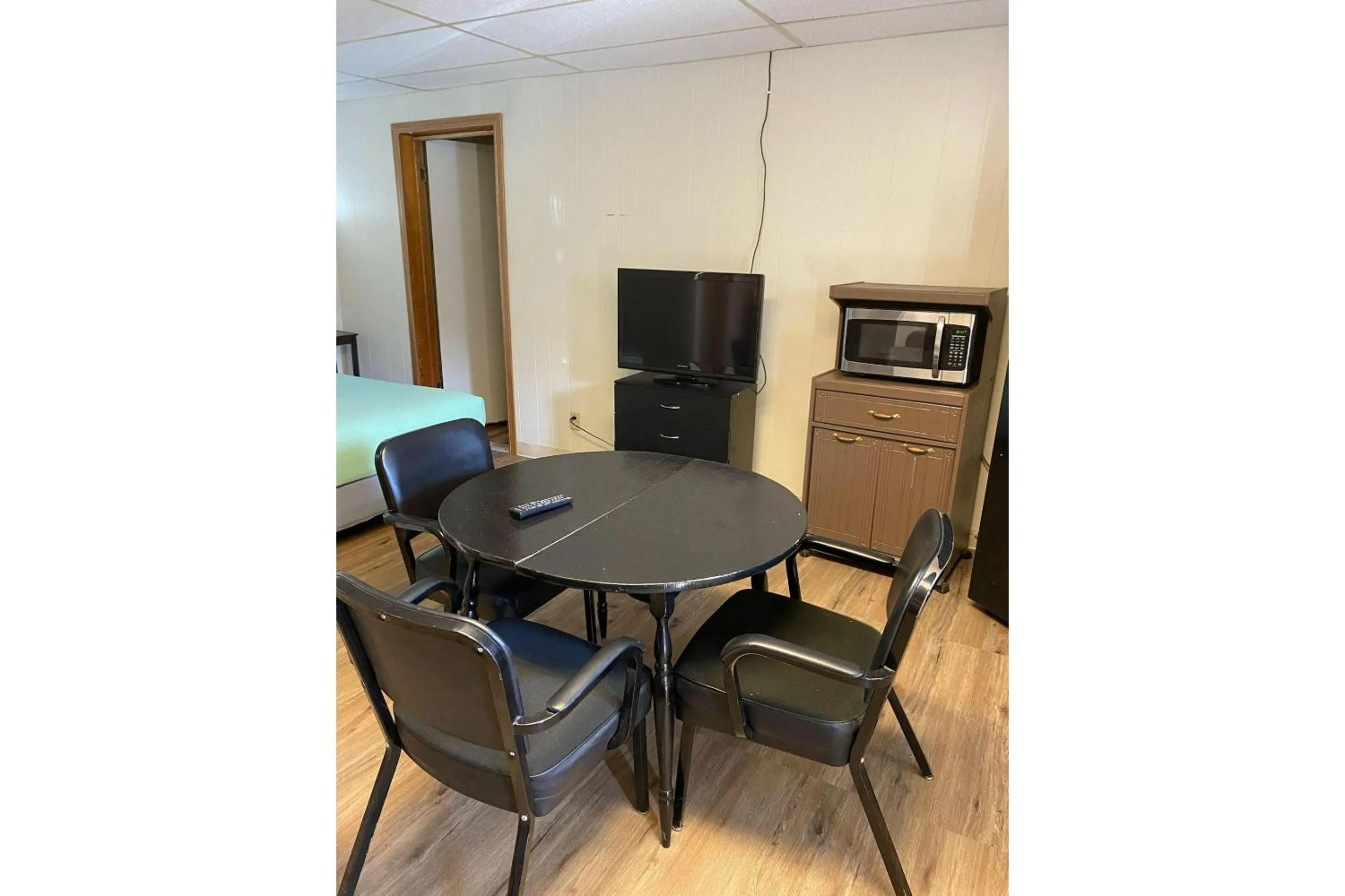 Bedroom in Homestead Inn Wolf Point Hwy 2