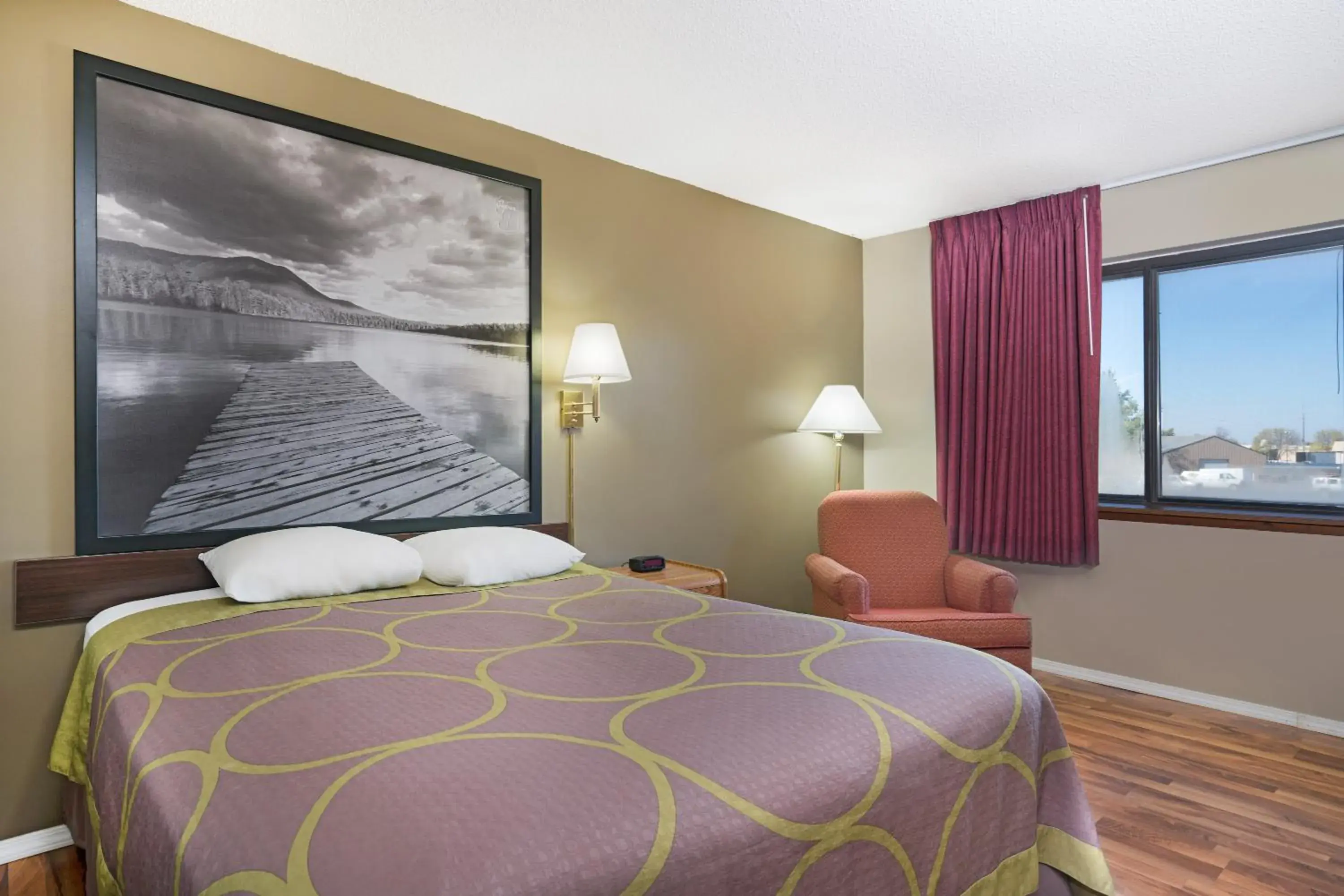 Queen Room - Disability Access/Non-Smoking in Super 8 by Wyndham Marshall MN Queen Room - Disability Access/Non-Smoking in Super 8 by Wyndham Marshall MN