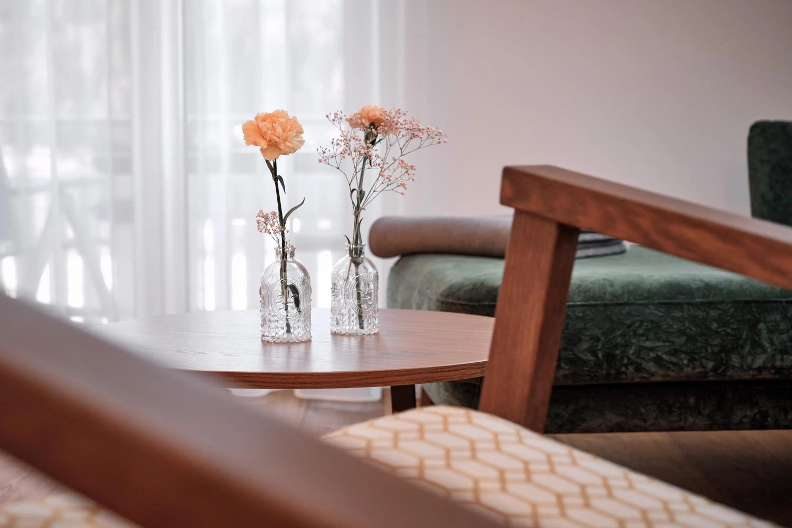 Living room, Bed in WaldFunkeln LODGE