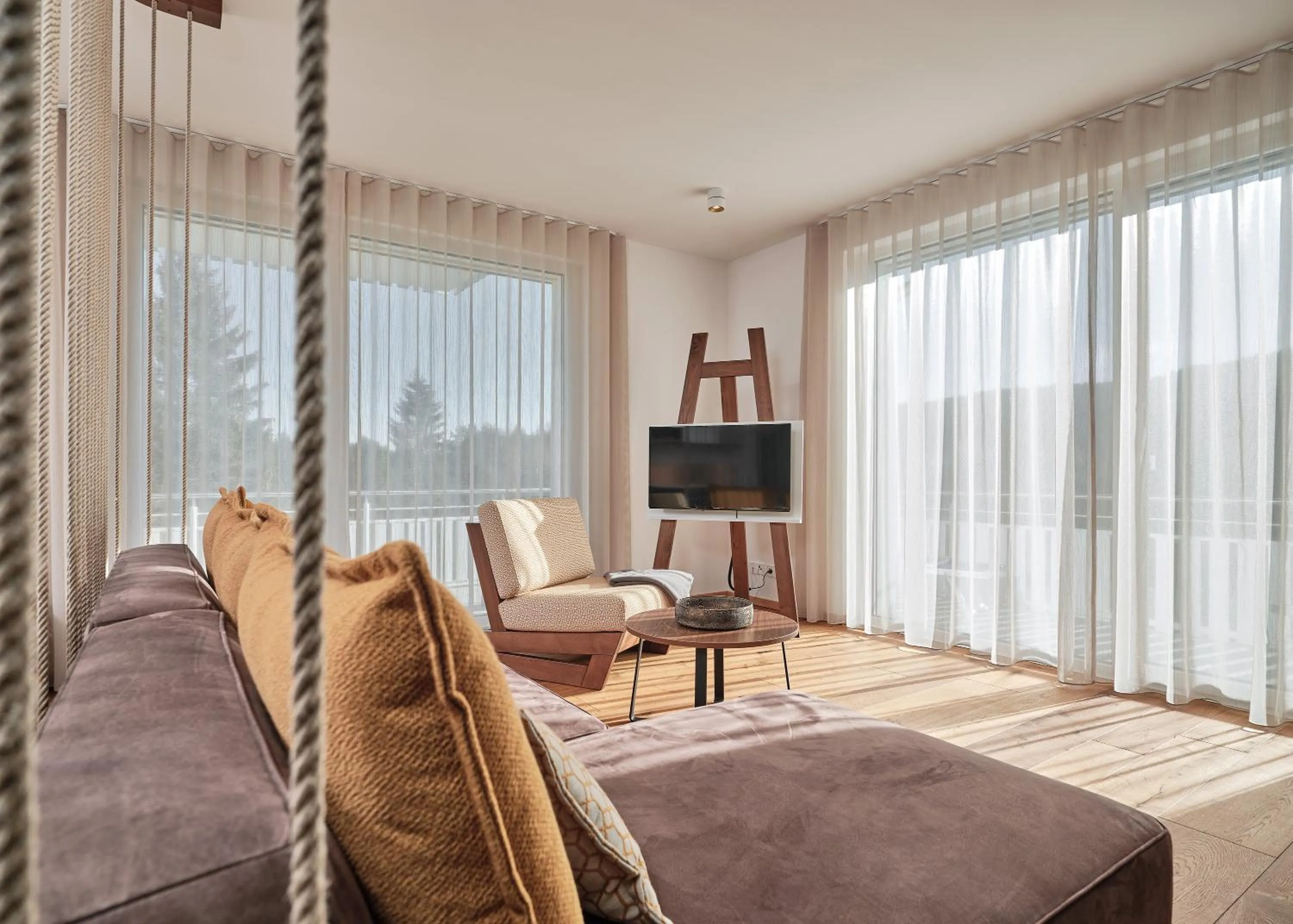 Living room, Bed in WaldFunkeln LODGE