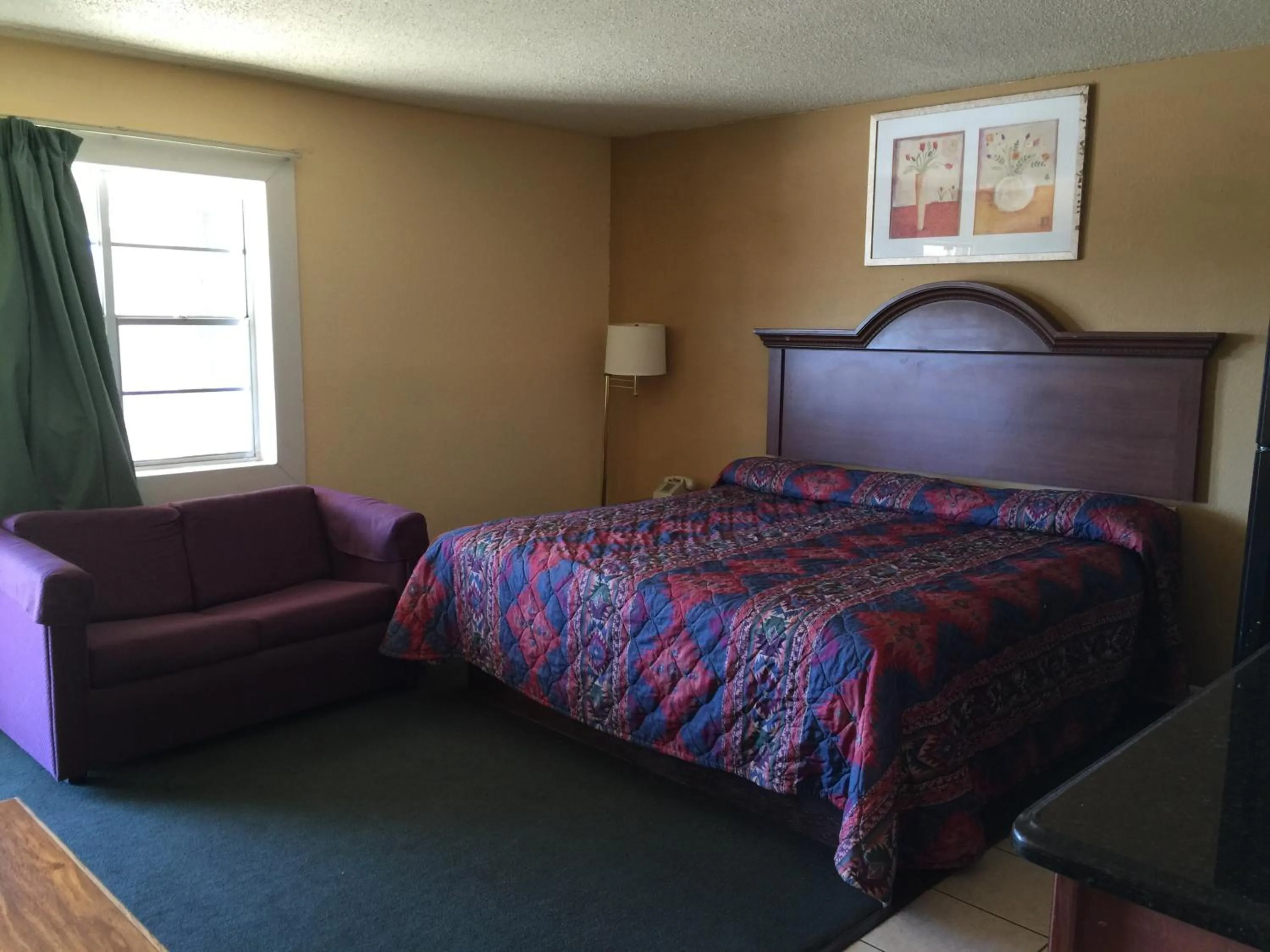 Coffee/tea facilities, Bed in La Vista Inn