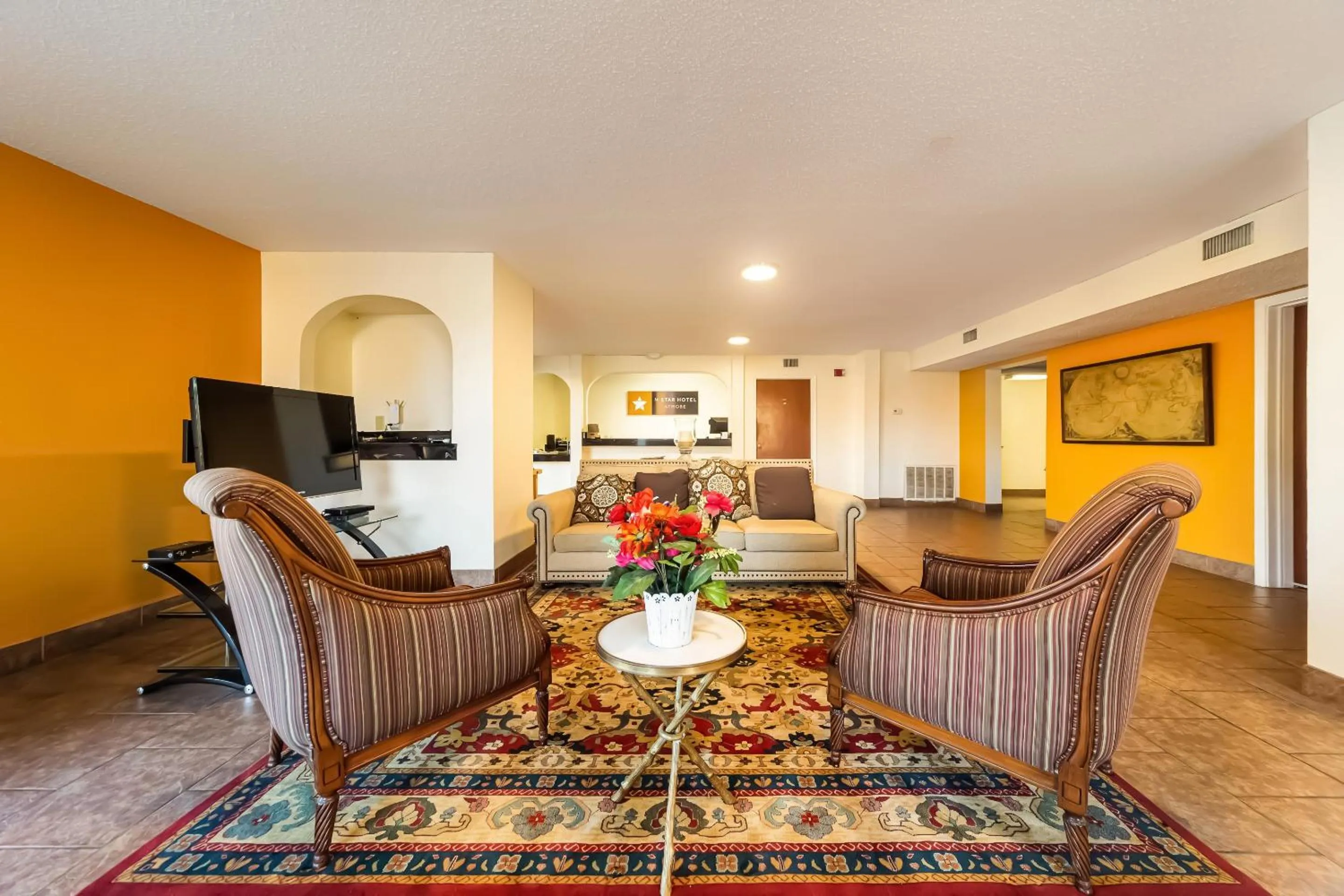 Lobby or reception, Dining Area in Days Inn by Wyndham Atmore