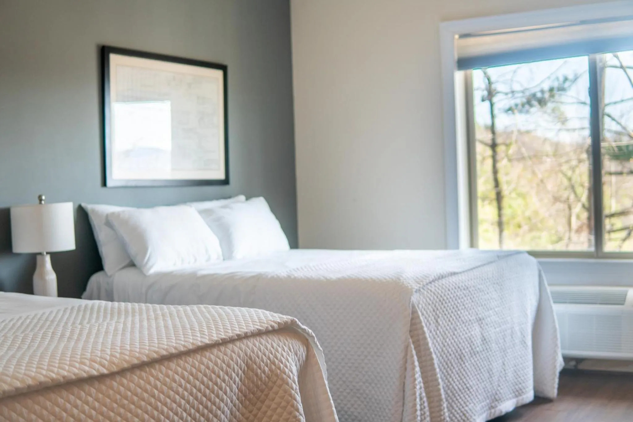 Bed in Inn at Crestwood