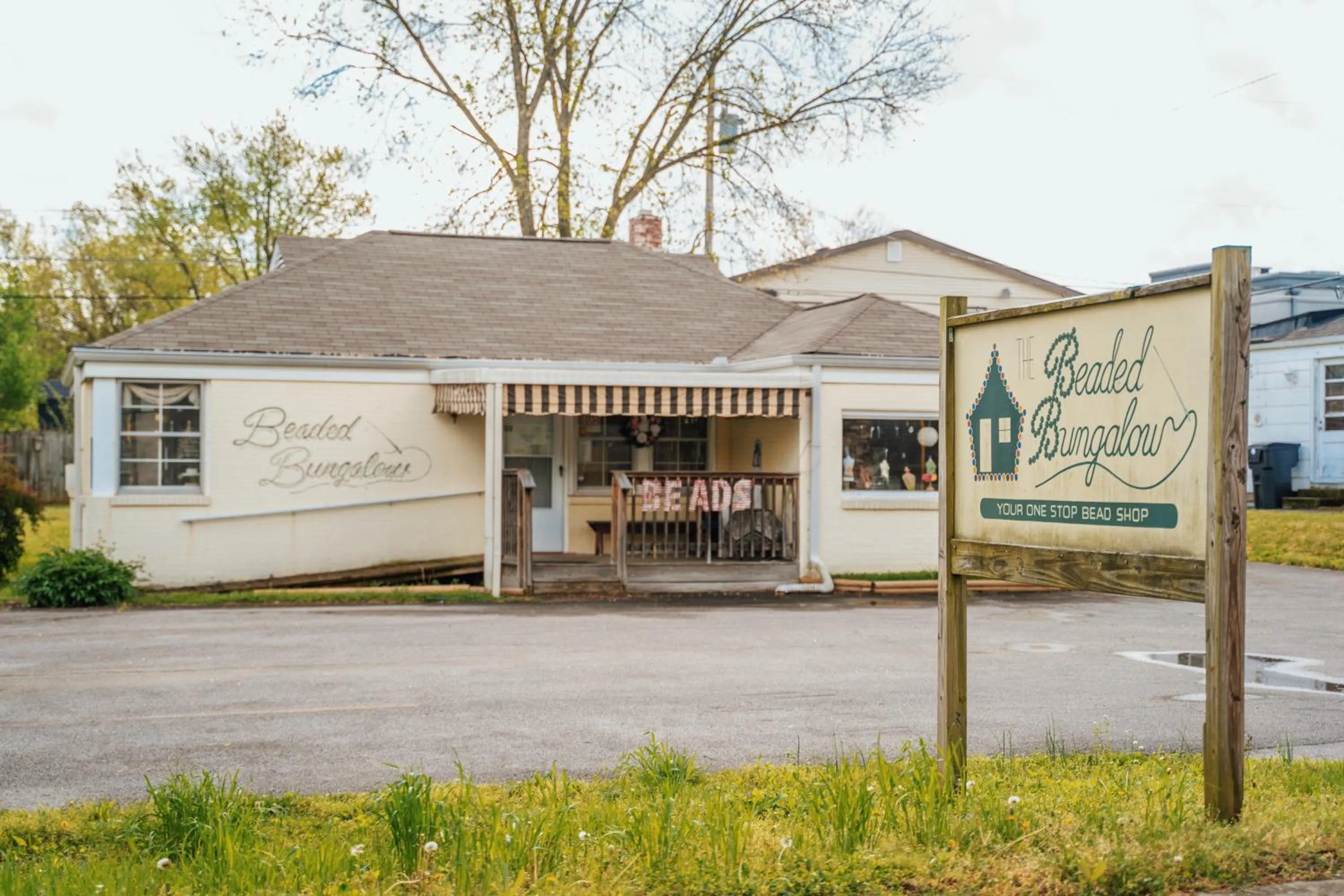 Street view in The Iris Motel