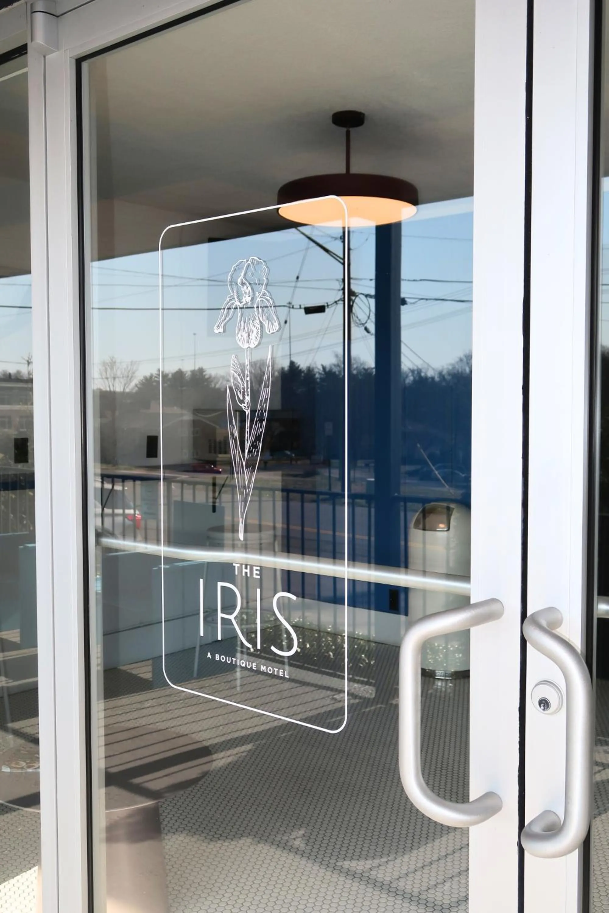 Facade/entrance in The Iris Motel