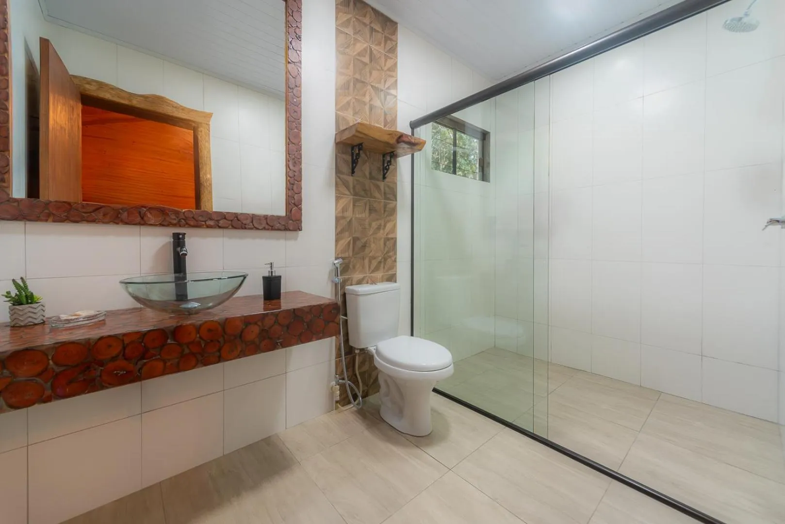 Shower in Pousada Caminhos da Natureza