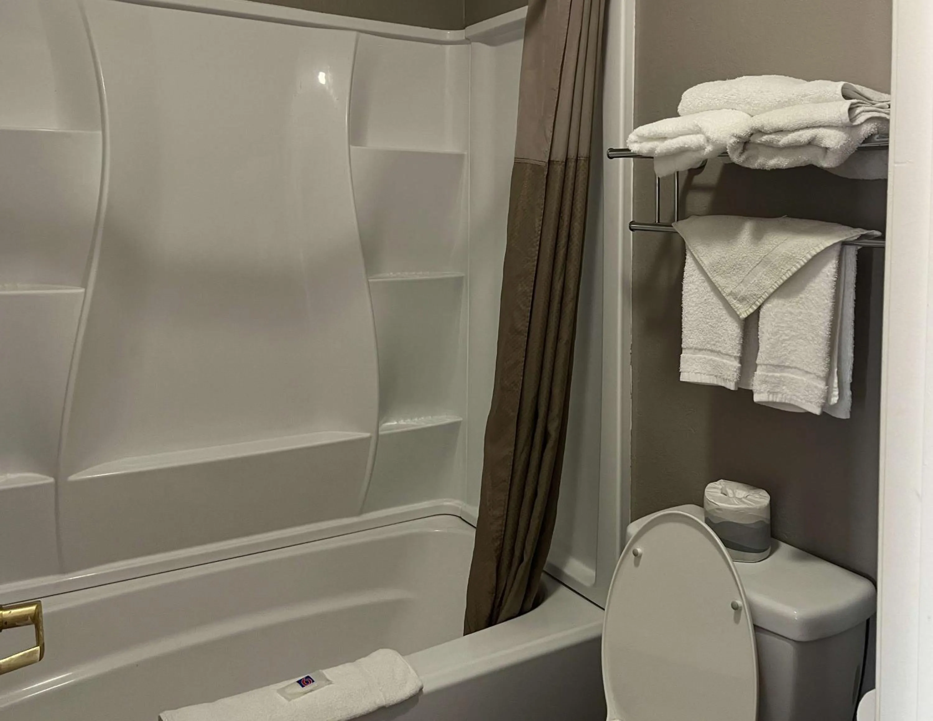 Toilet in Motel 6 Seguin TX