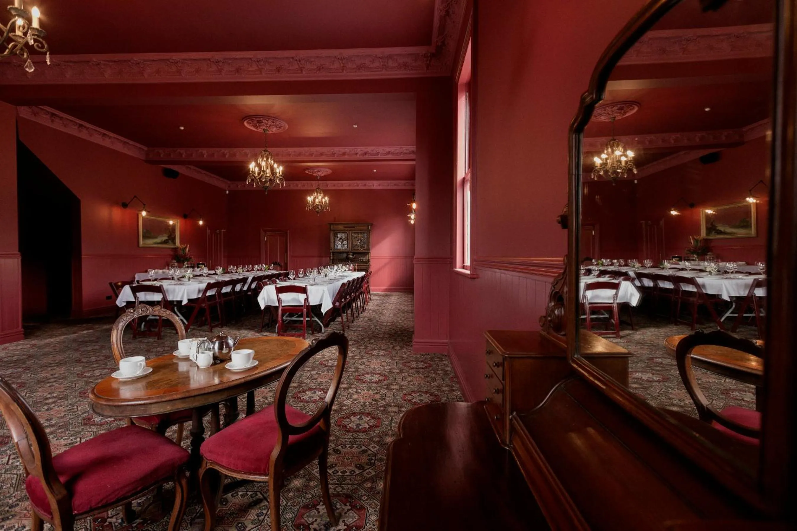 Breakfast in The Royal Hotel Featherston - Boutique Hotel