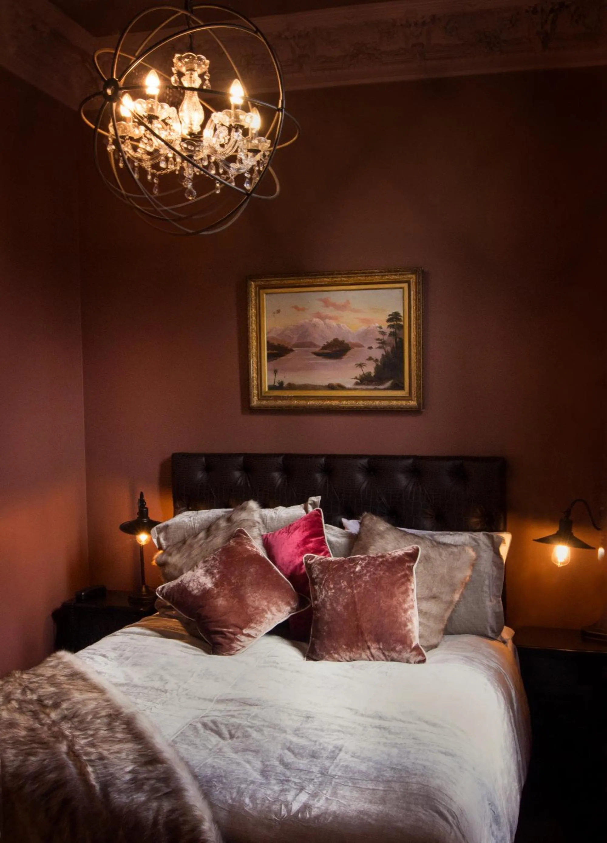 Bedroom, Bed in The Royal Hotel Featherston - Boutique Hotel