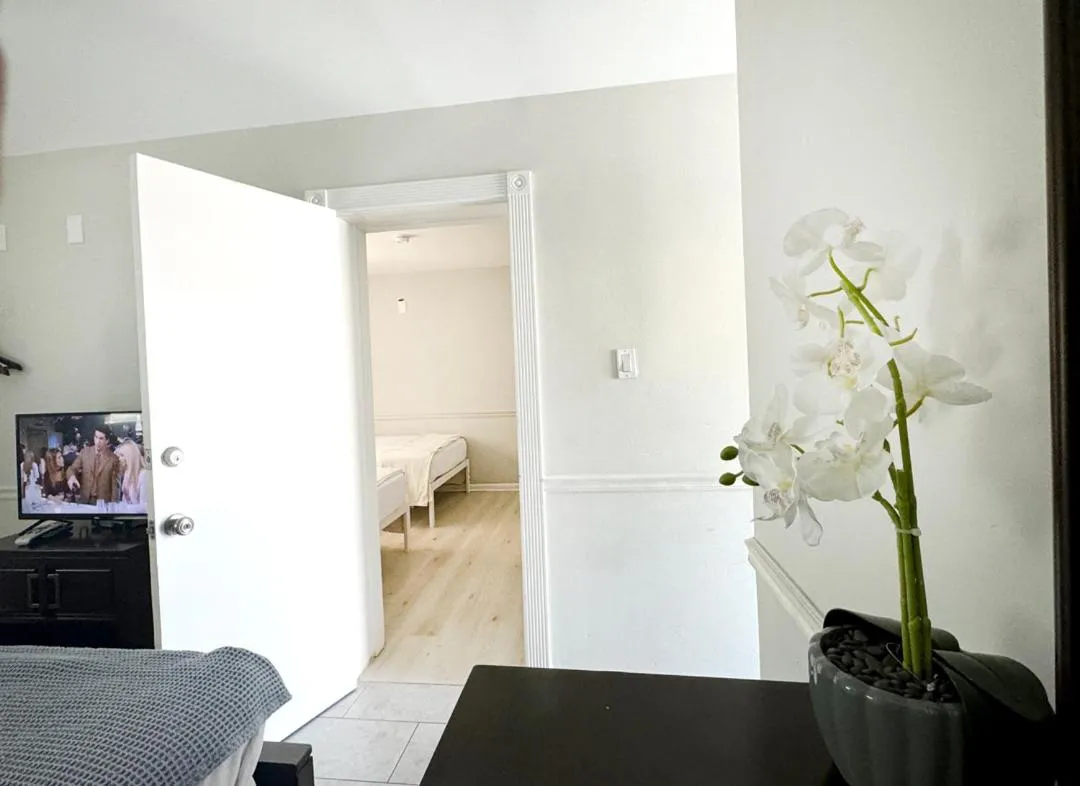 Bed in Coliseum Ocean Resort