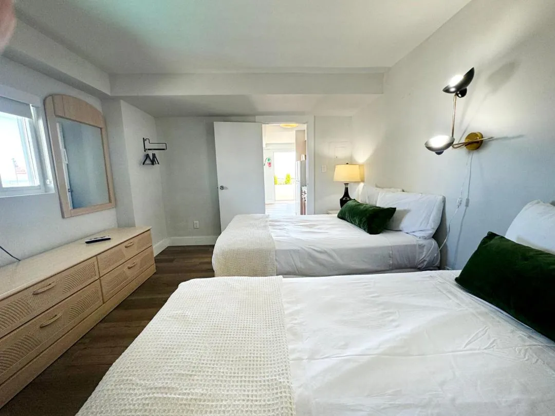 Bed in Coliseum Ocean Resort