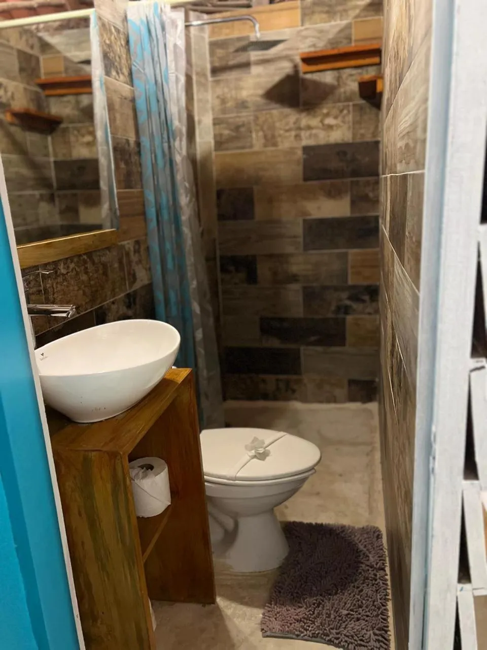 Shower in Hotel AKBAL Holbox