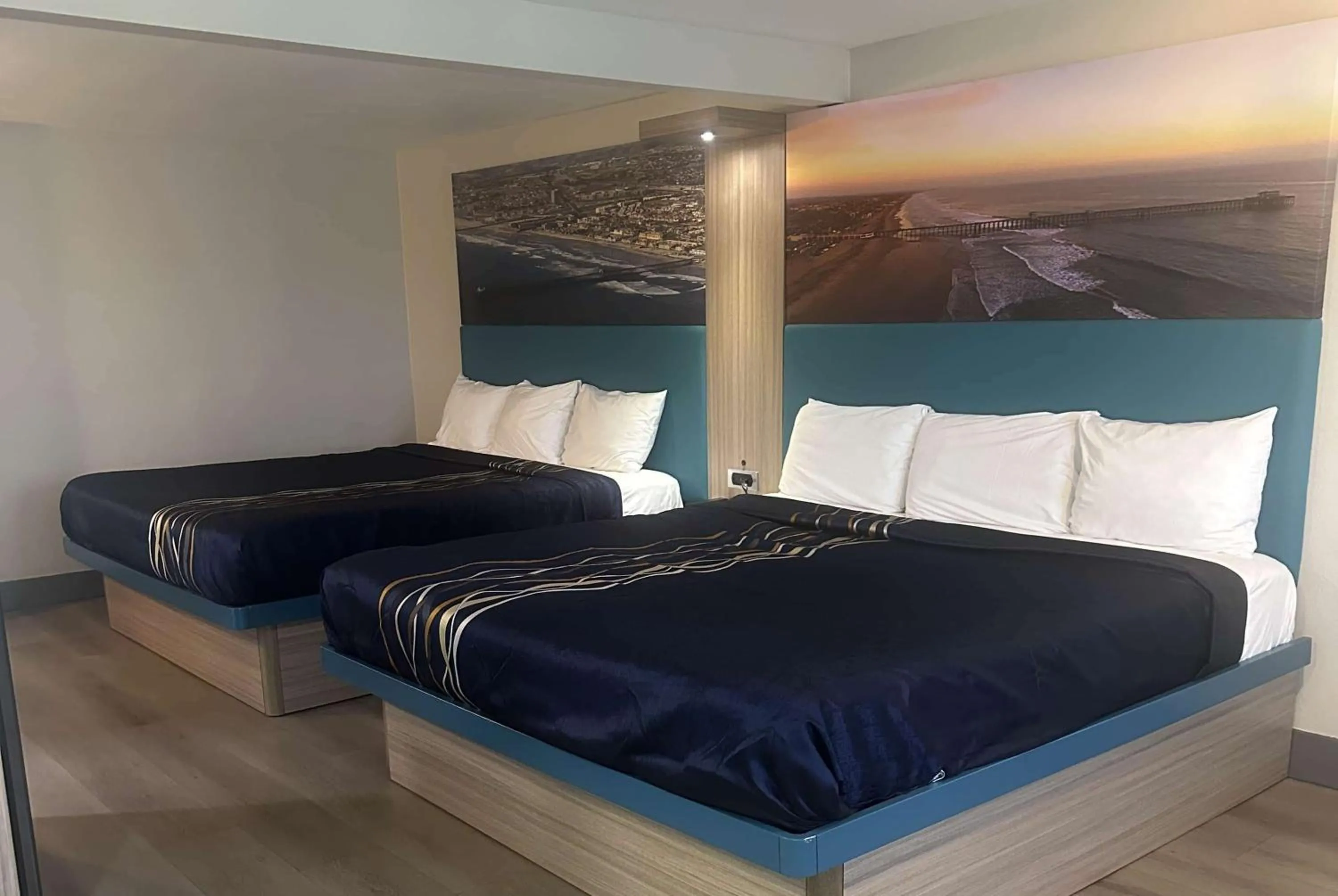 Photo of the whole room, Bed in Super 8 by Wyndham Oceanside Downtown