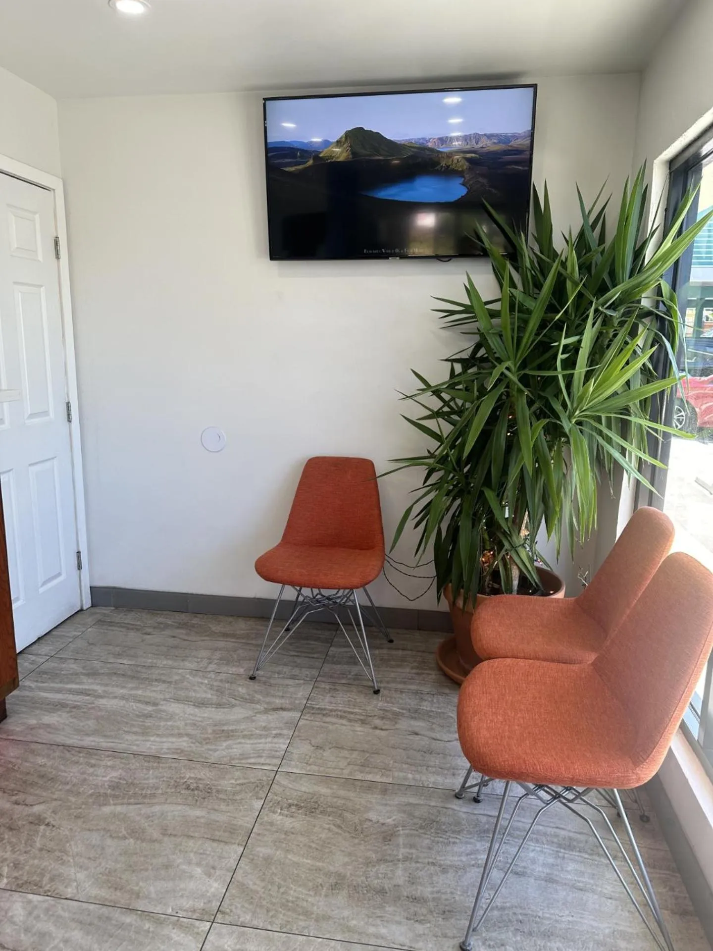 Lobby or reception in Super 8 by Wyndham Oceanside Downtown