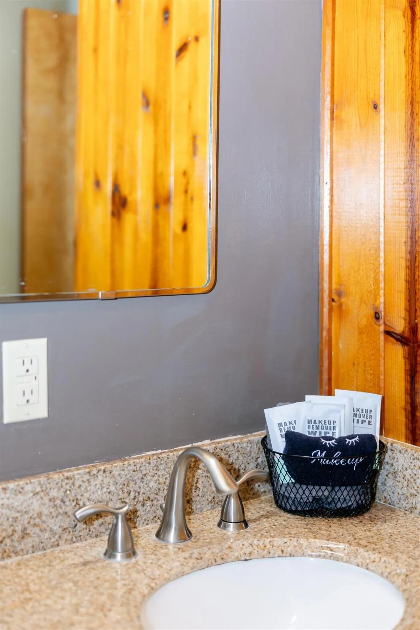 Bathroom in Fern River Resort