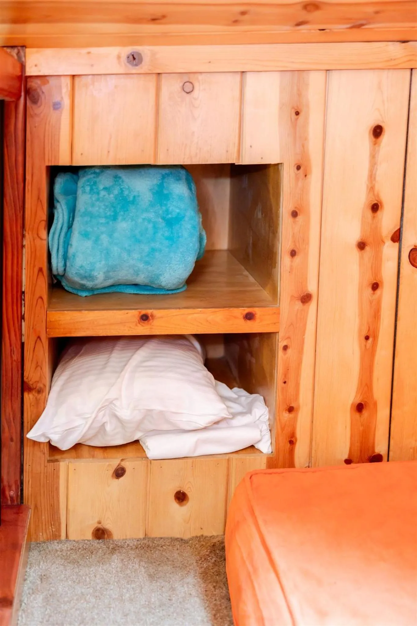 Bed in Fern River Resort