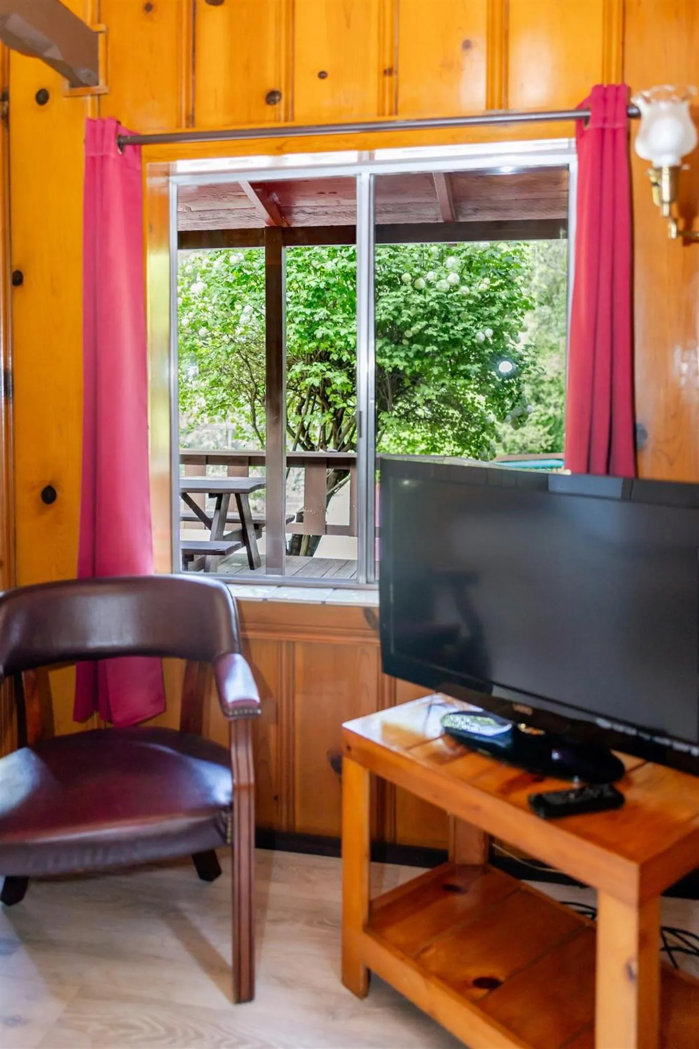 TV and multimedia in Fern River Resort