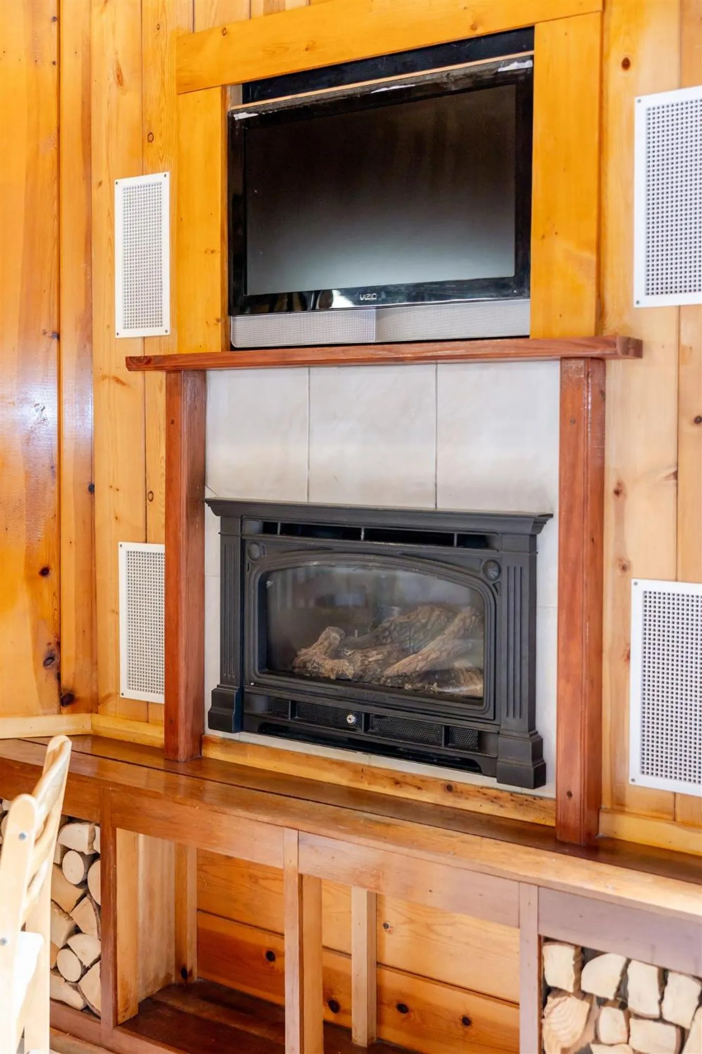 TV and multimedia in Fern River Resort