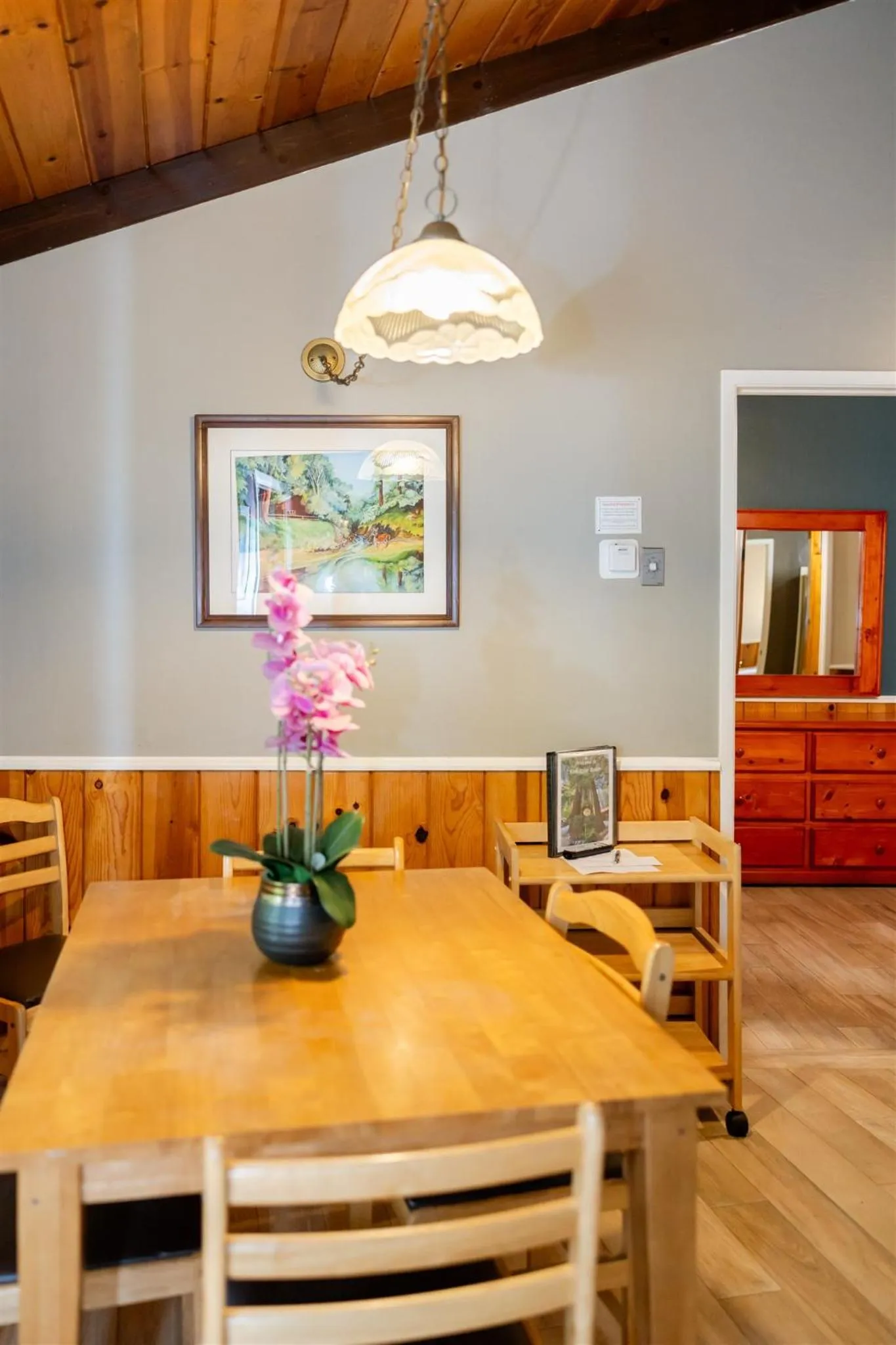 Dining area in Fern River Resort