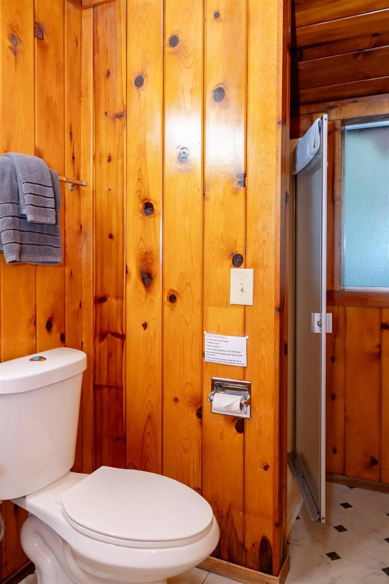 Shower in Fern River Resort
