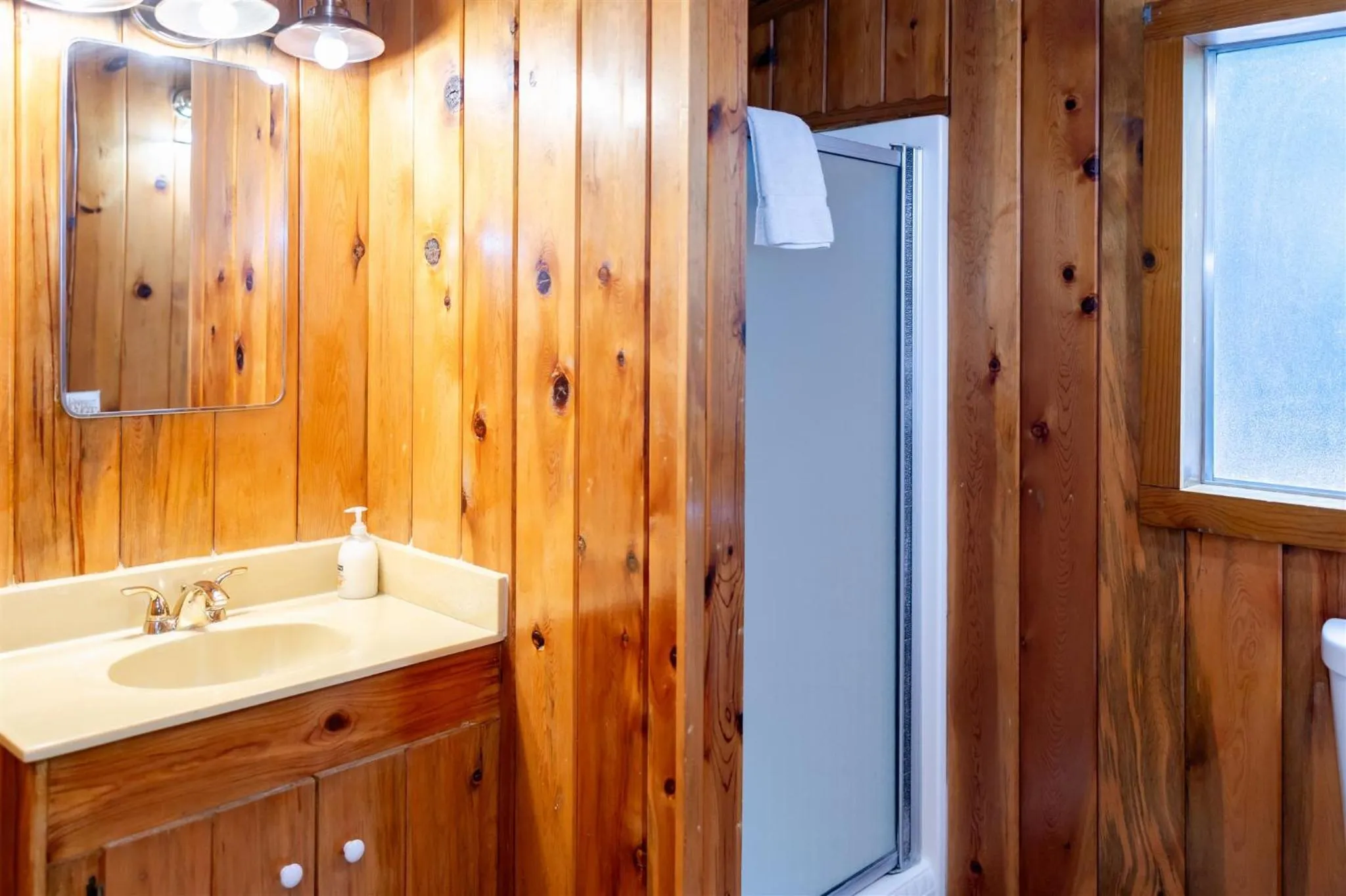 Shower in Fern River Resort