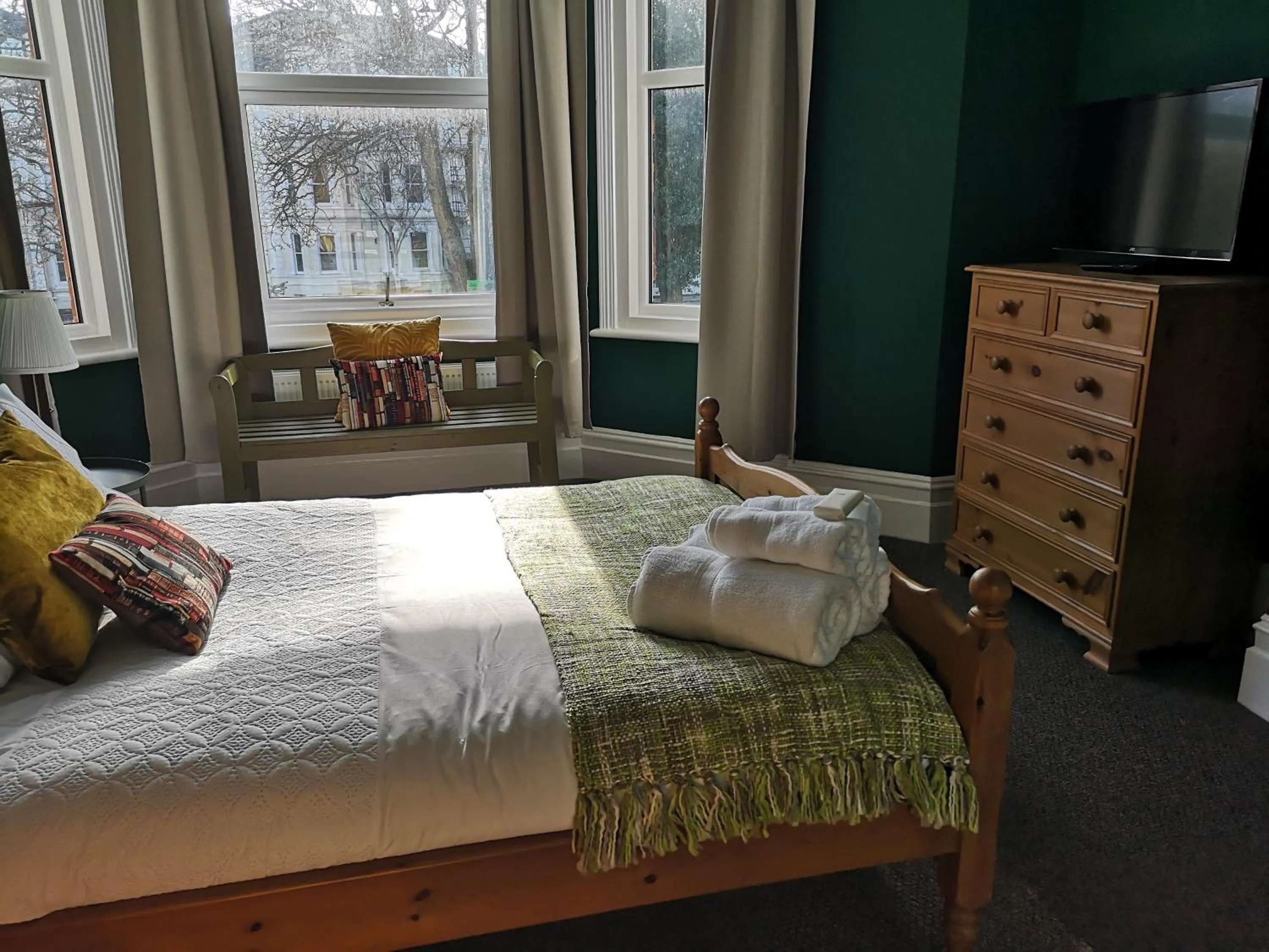 Bedroom in 2 Bedroom Apartment at Kent Escapes Short Lets & Serviced Accommodation Kent, Bouverie Escape Folkestone with Wifi