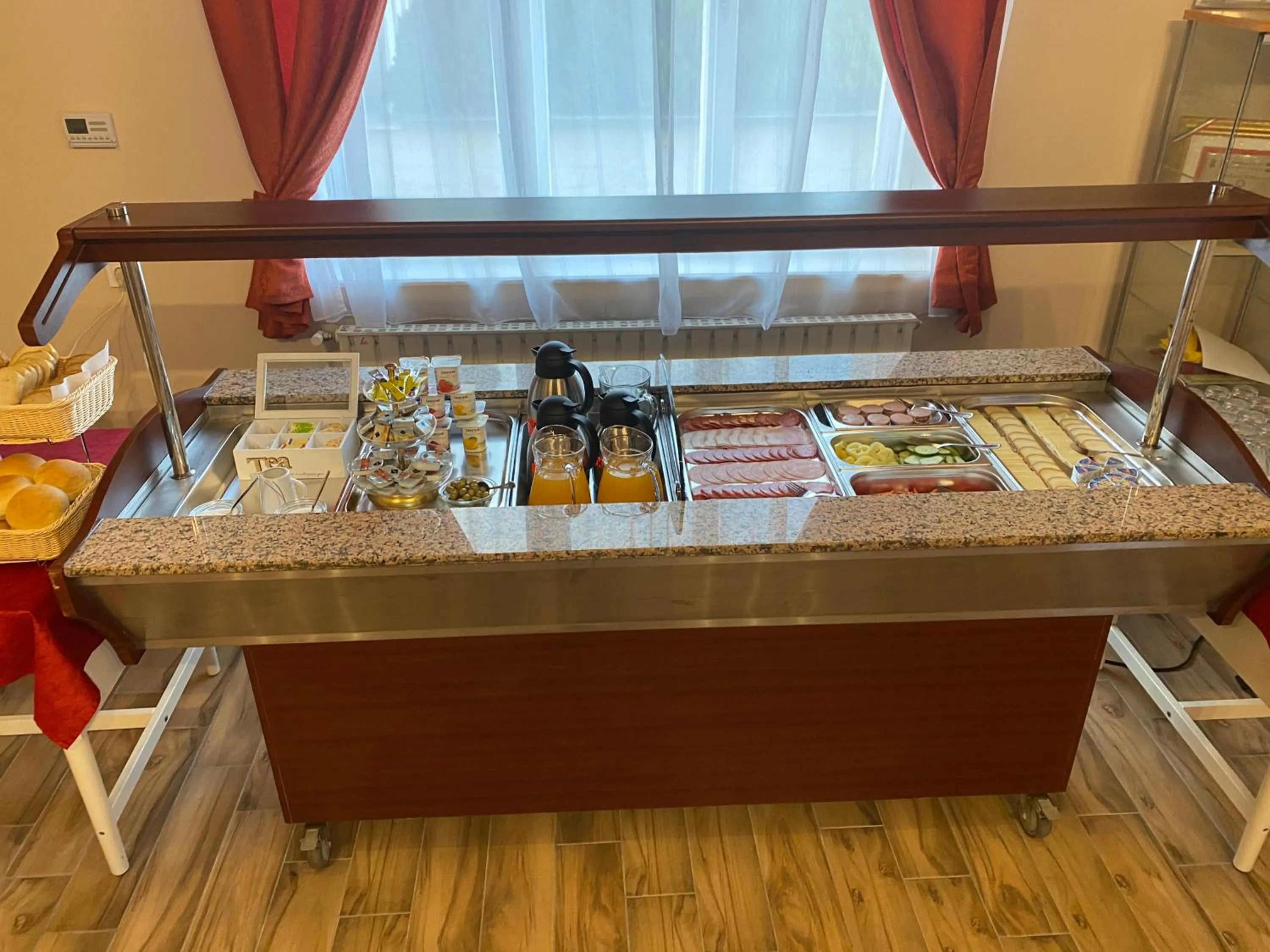 Kamarás Klastrom House