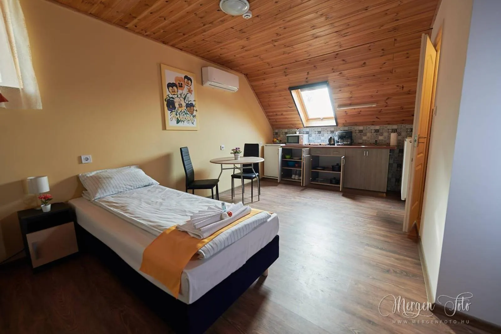 Bed in Kamarás Klastrom House