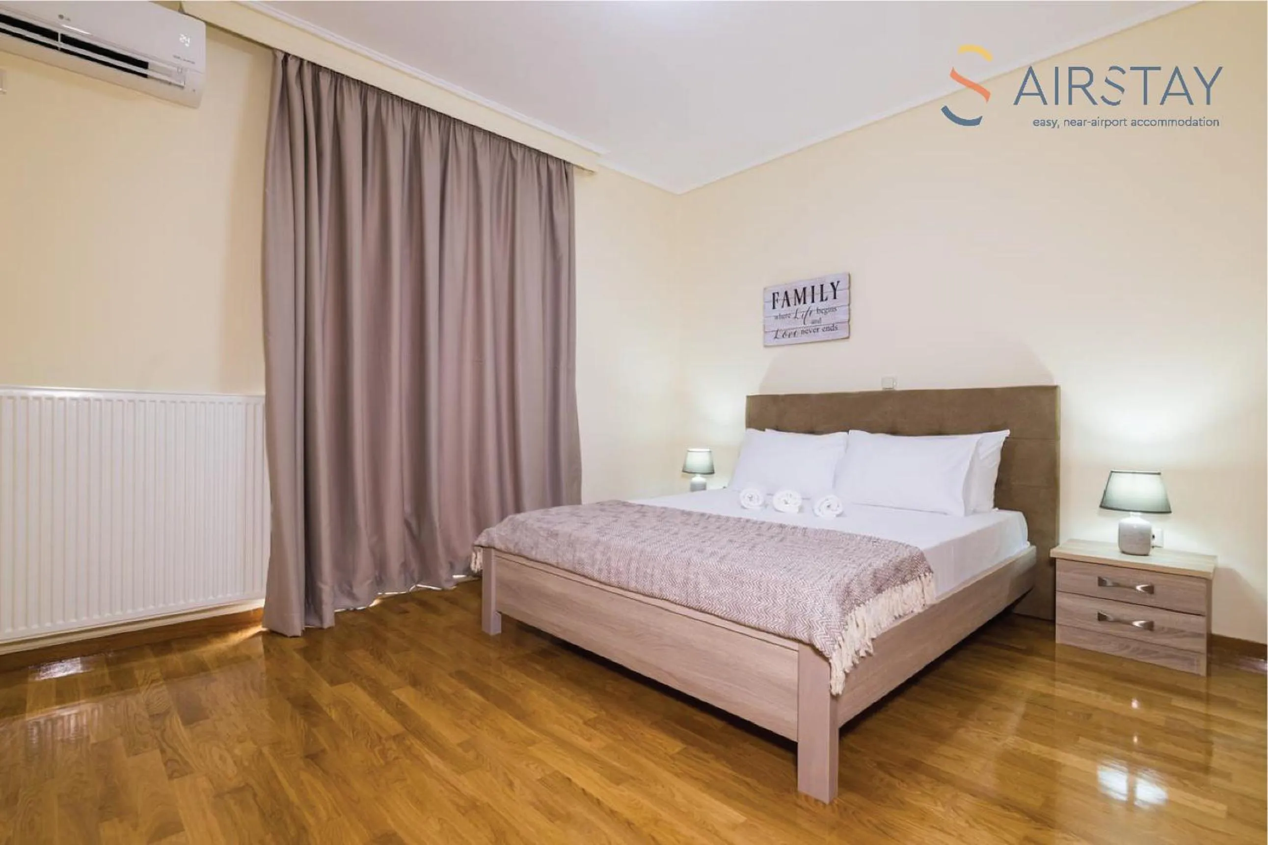 Bed in Thresh Apartments Airport by Airstay