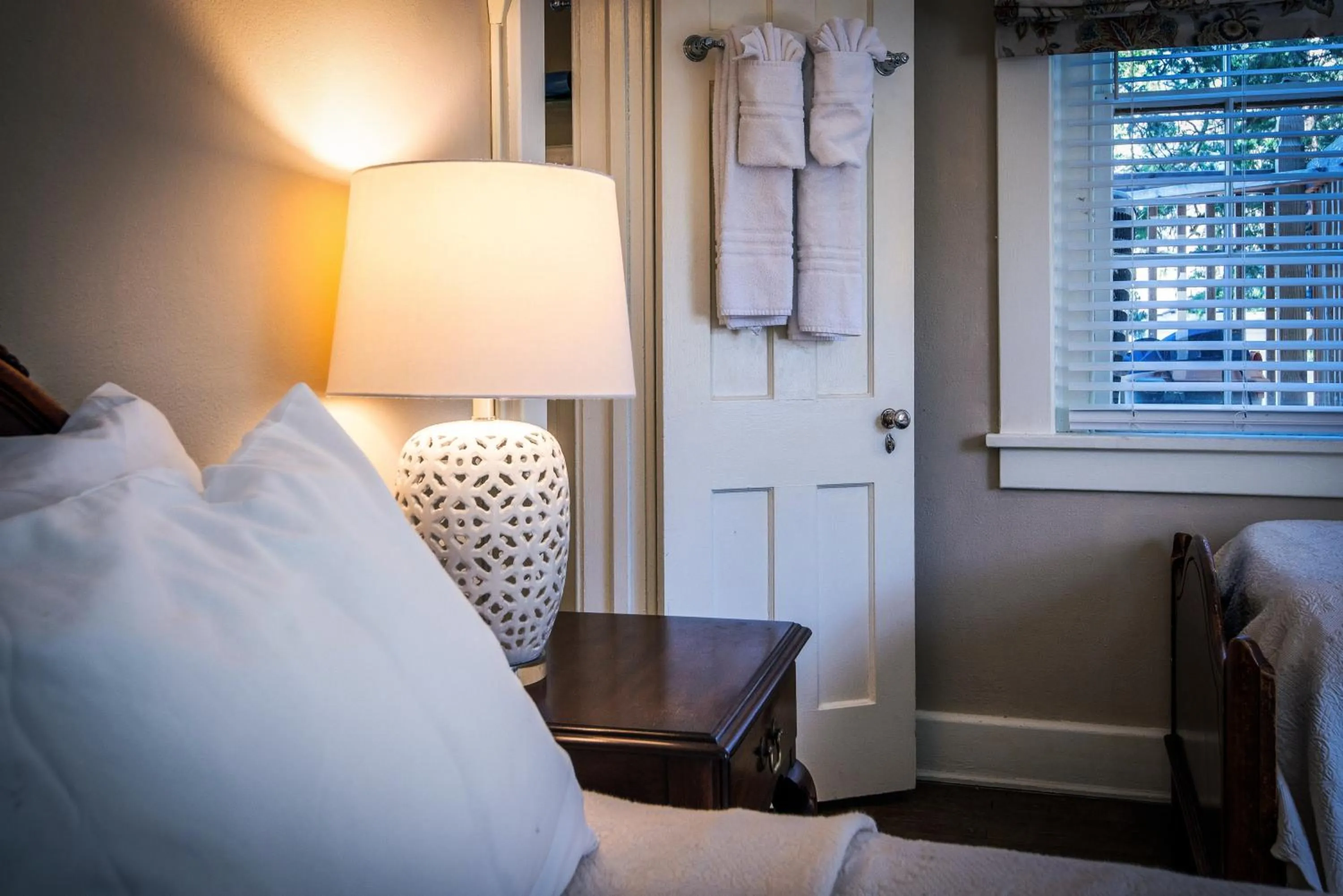 Bed in Cedars of Williamsburg Bed & Breakfast