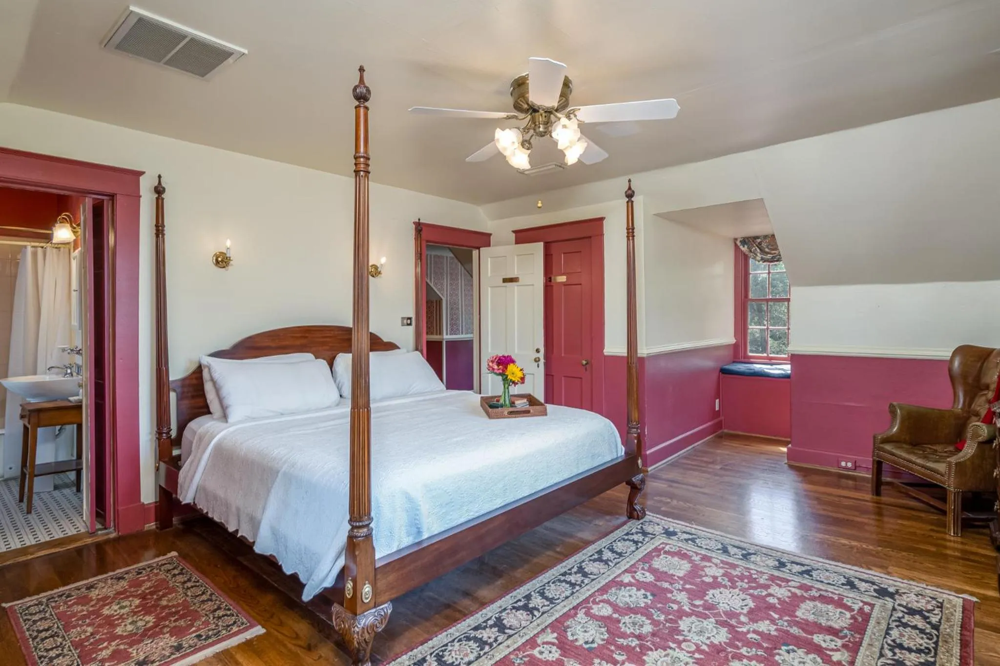 Bedroom, Bed in Cedars of Williamsburg Bed & Breakfast