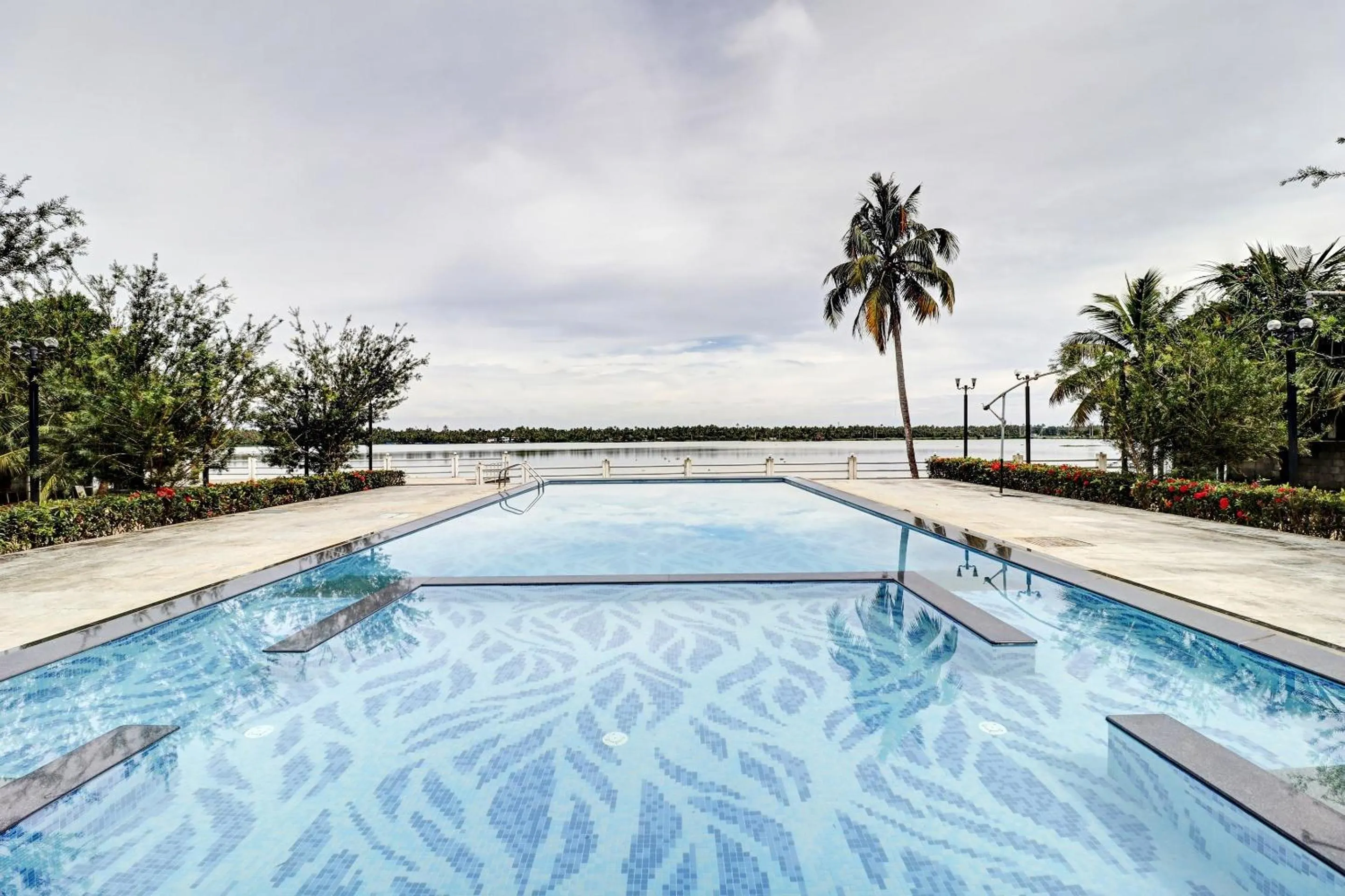 Lobby or reception in Super OAK Edassery's Sealine Villa Stay