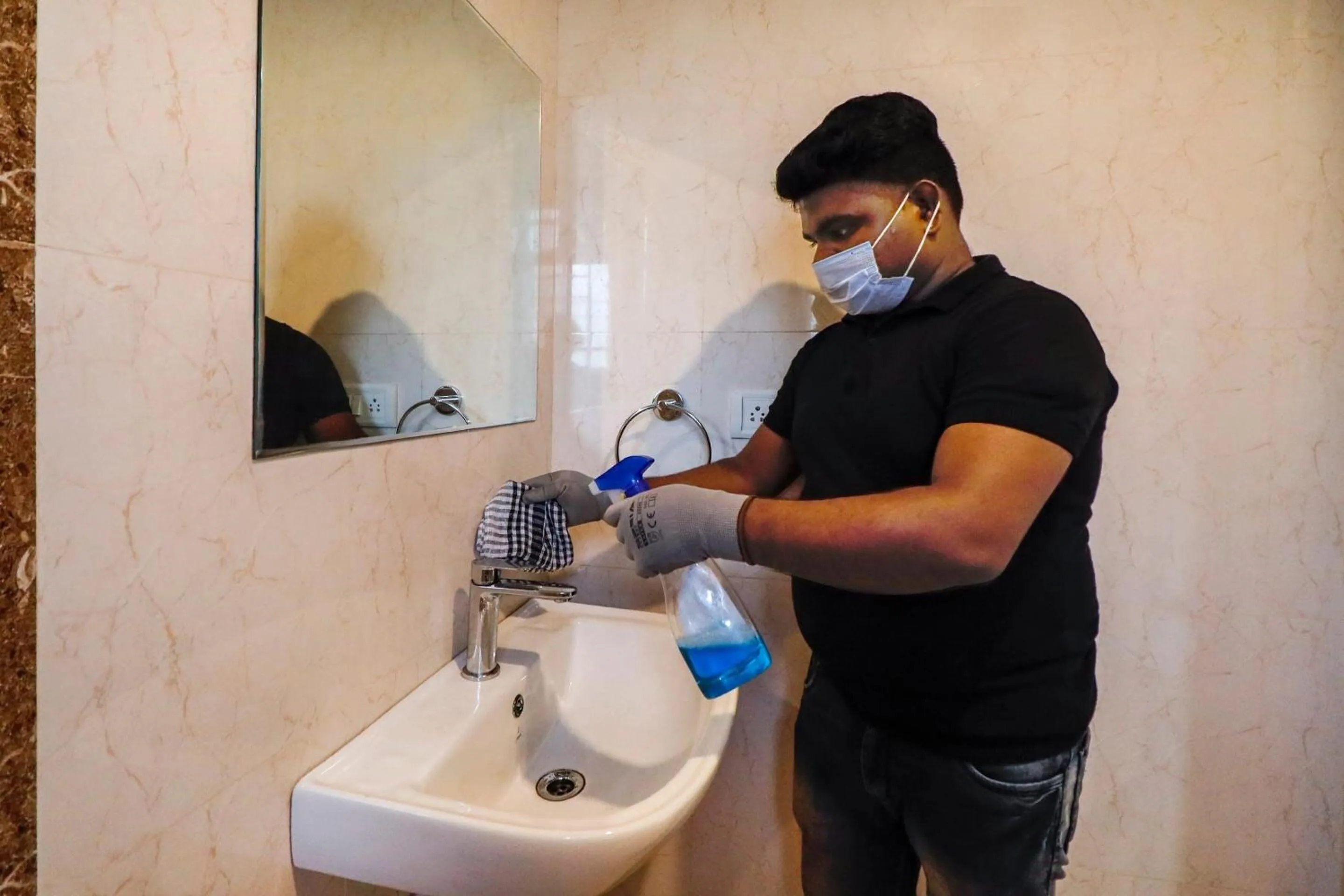 Bathroom in Super OAK Edassery's Sealine Villa Stay
